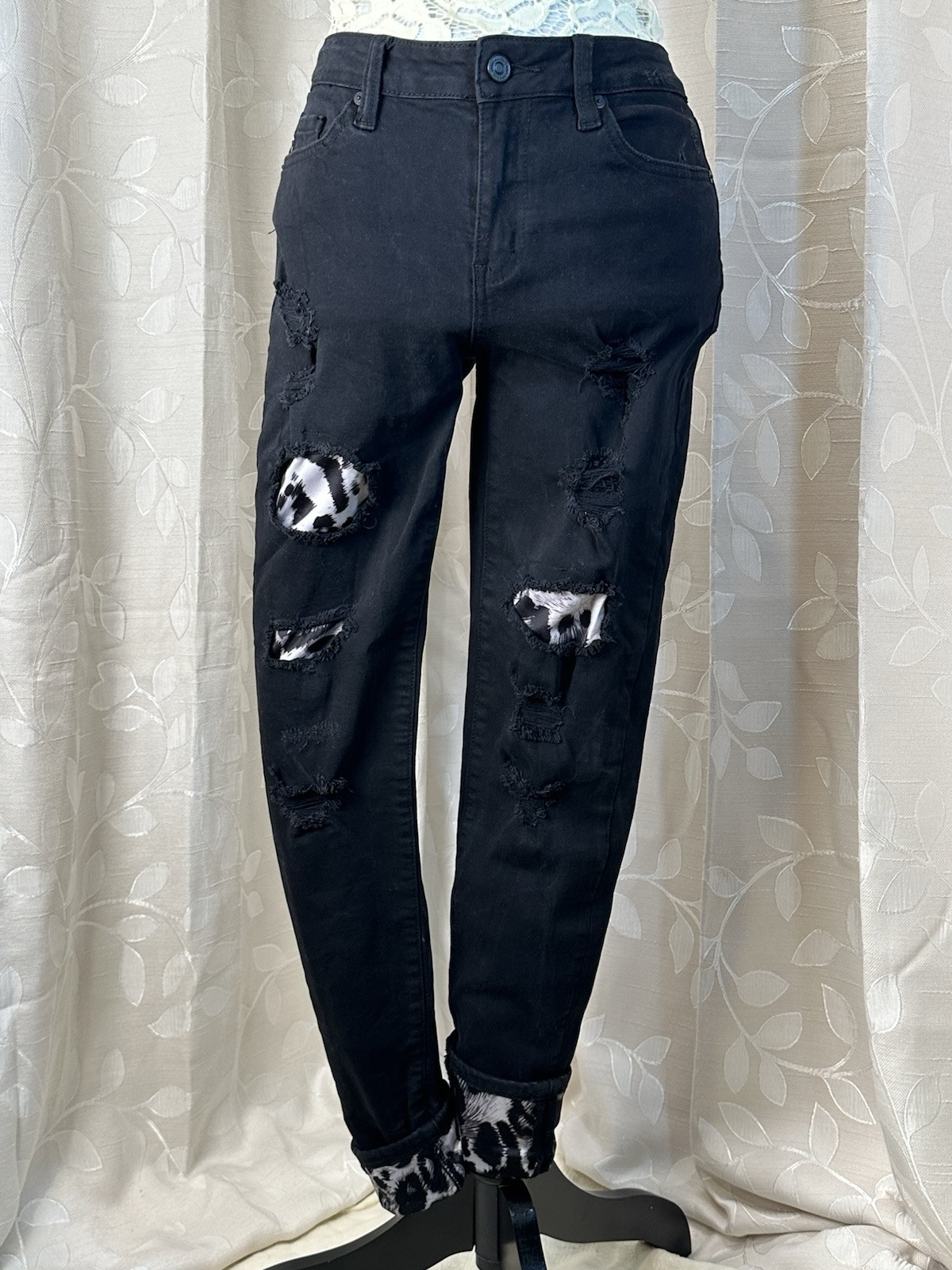 KanCan Women’s 7/27 Black Distressed Leopard Patch Boyfriend Jeans
