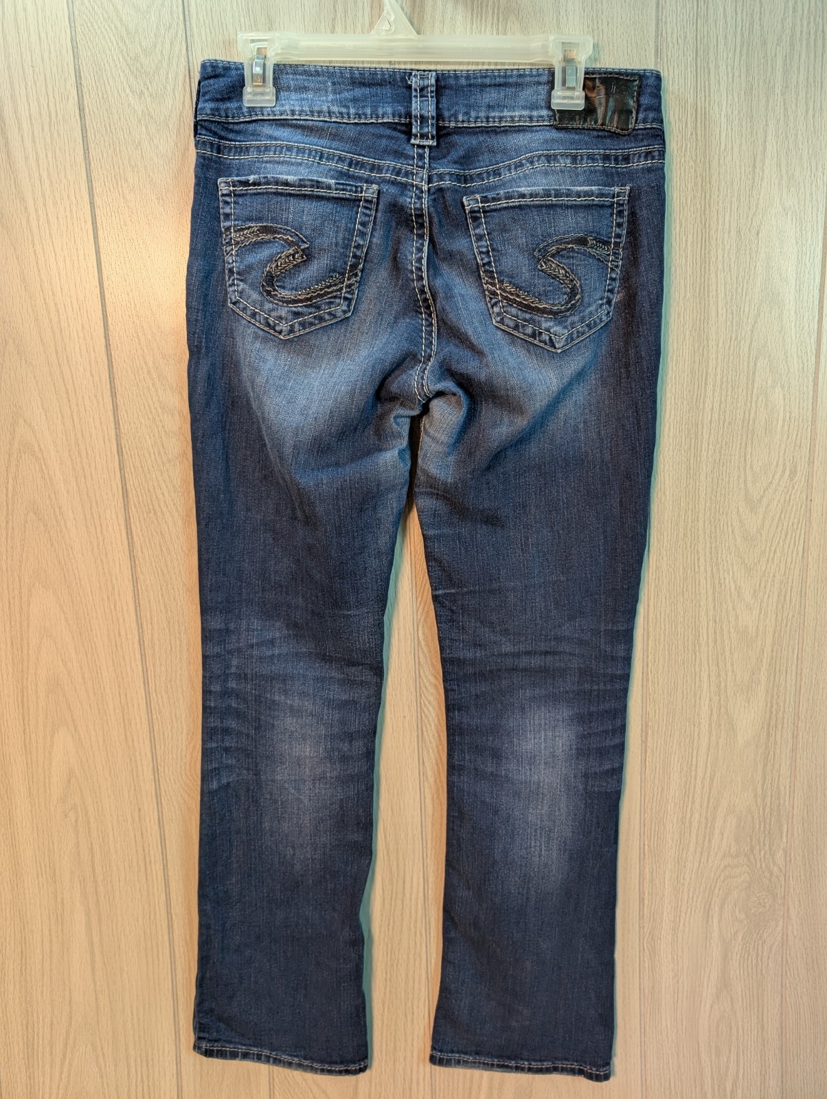 Silver Jeans Women’s Size 29/31 Suki Slim Bootcut Dark Blue Super Stretch Denim