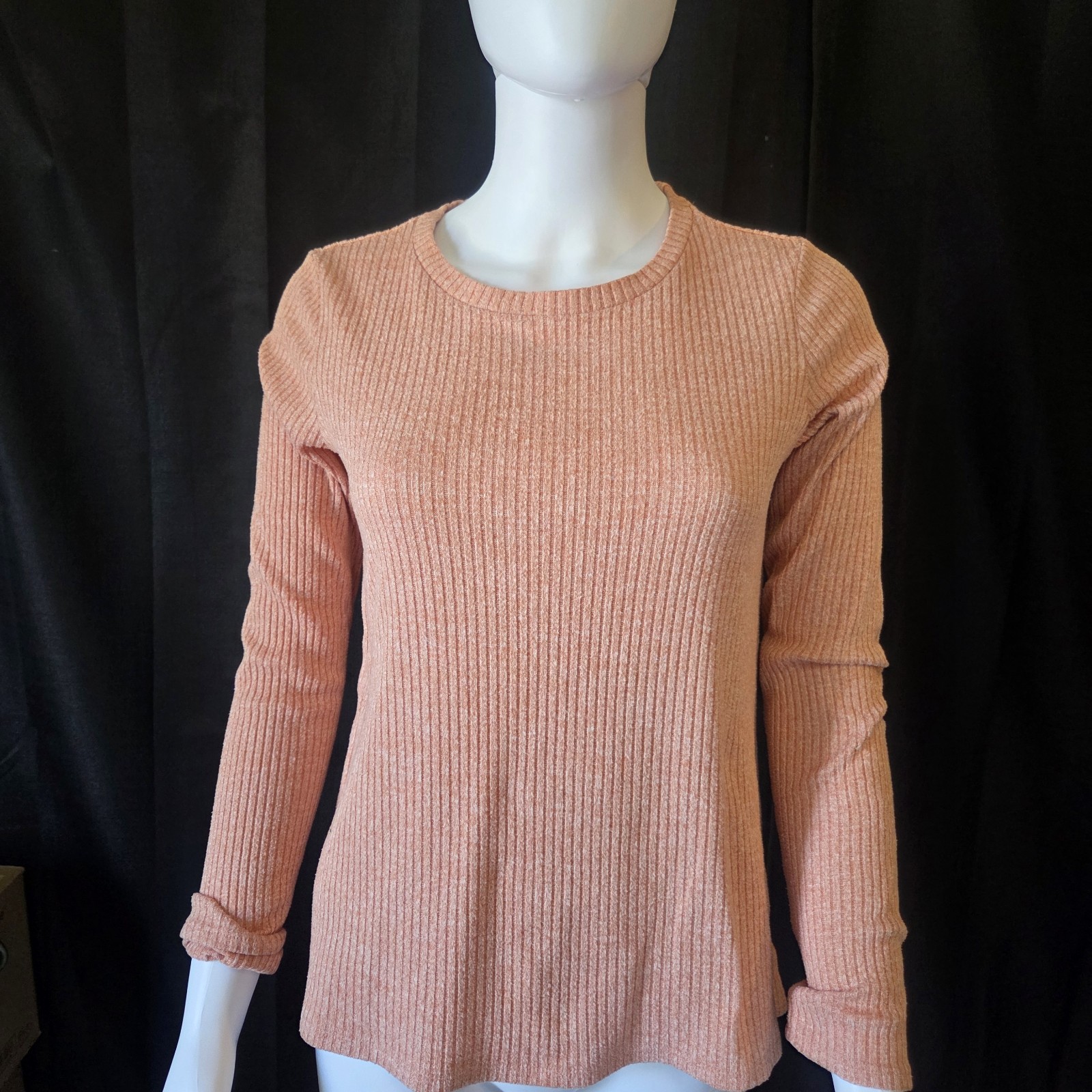American Eagle Soft Comfy Plush Light Peach Long Sleeve Top Size Small