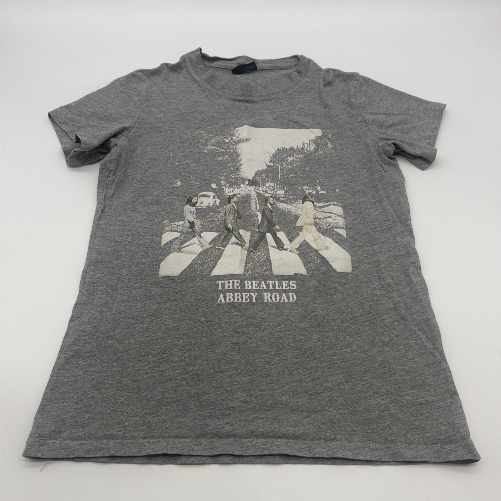 The Beatles Abbey Road T-shirt Women XS Gray Graphic Print Logo .#47456