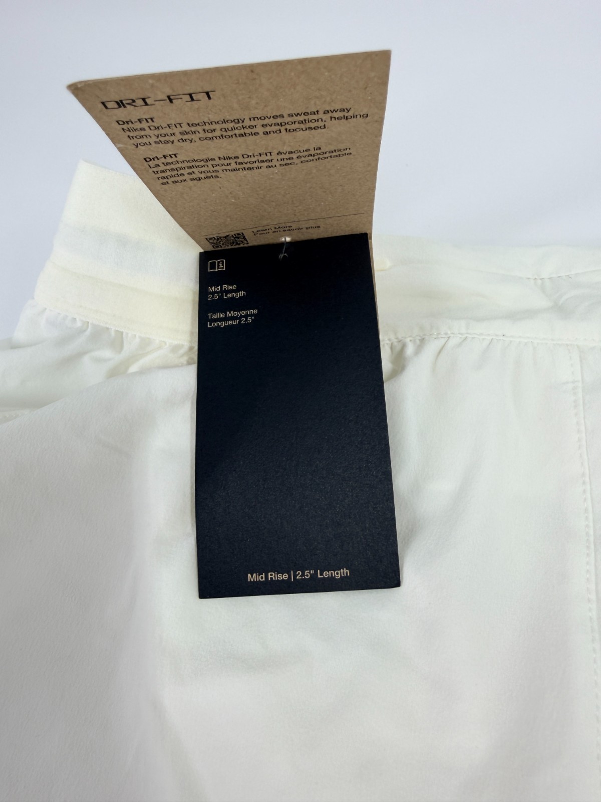 Nike Swift Dri FIT Mid Rise 2.5″ Lined Running Shorts Womens Size S HQ0638-133