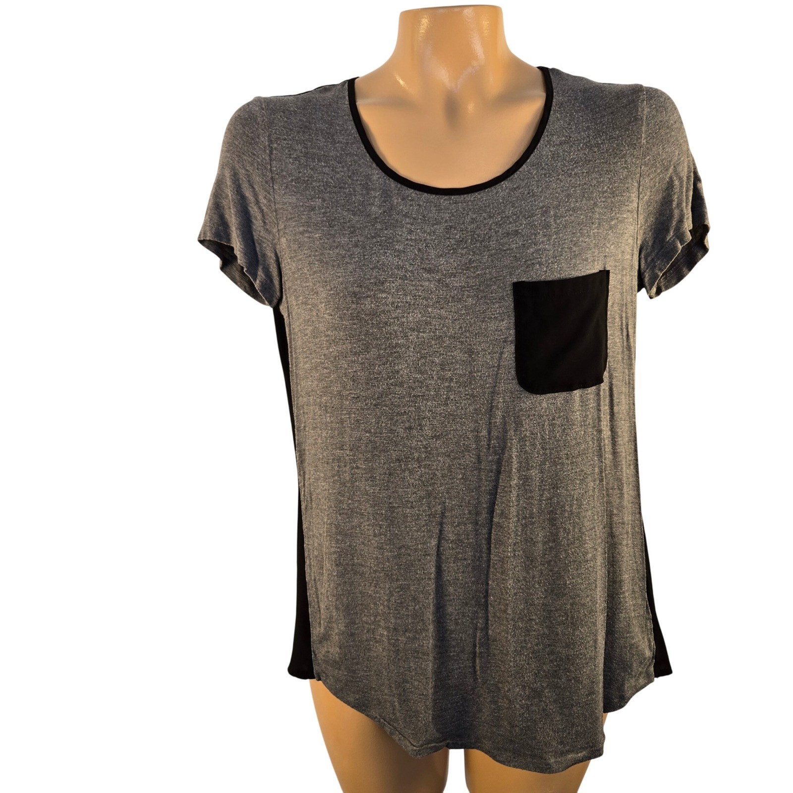 Tahari Gray Black Dressy Accent Pocket Short Sleeve Top Small Flowy Colorblock