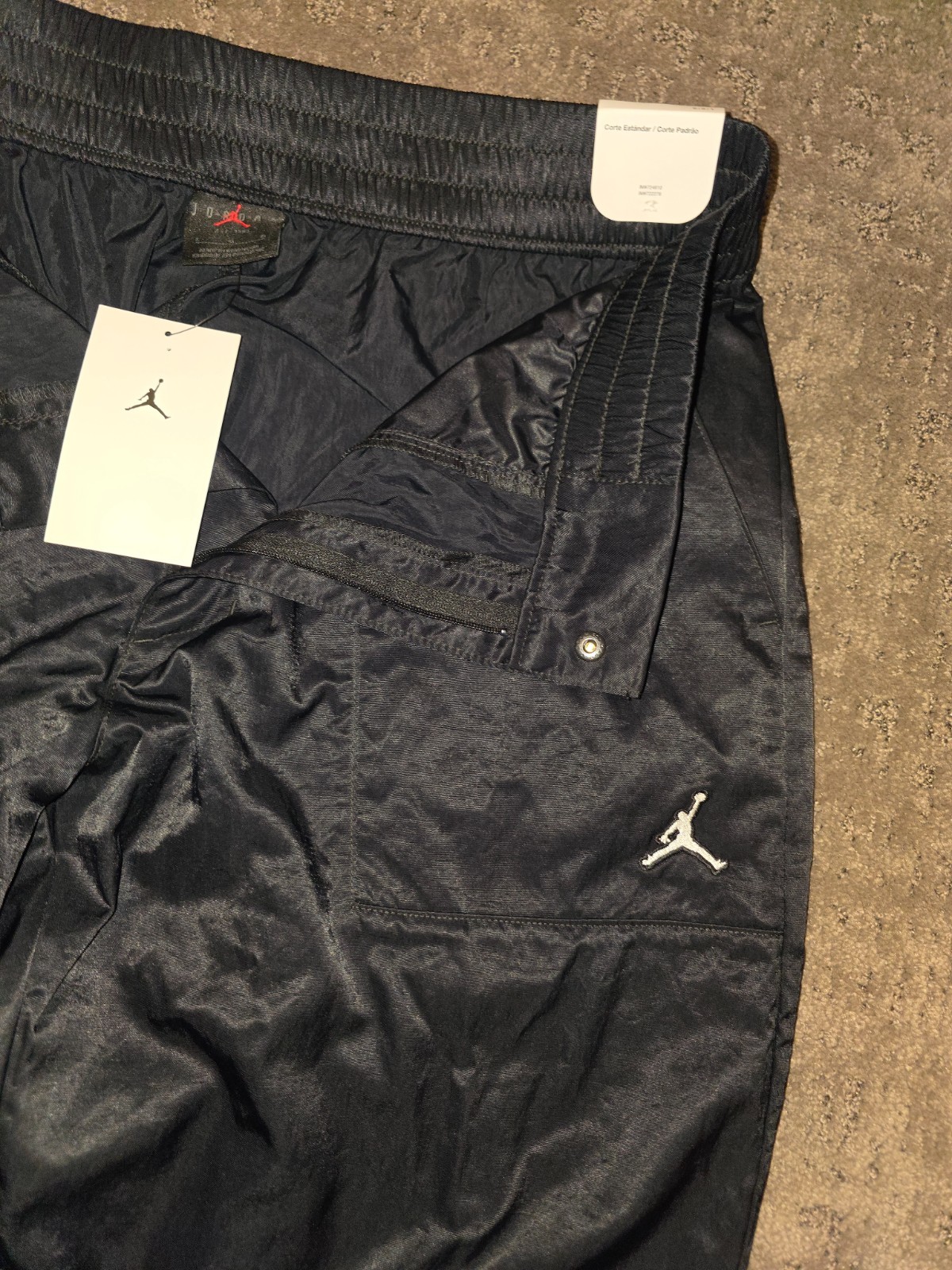 Nike Jordan Jumpman Woven Jogger Pants Black Standard Fit Womens Large