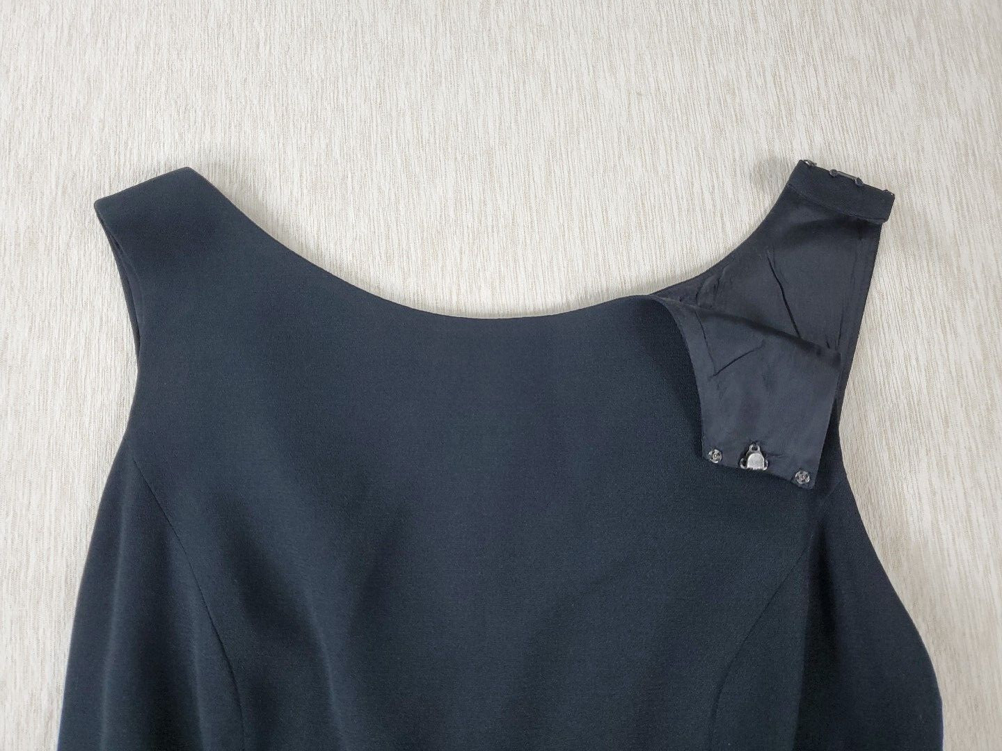 Women’s AJ Bari Little Black Dress Size 10 – Side Zipper ~ Dry Clean Only