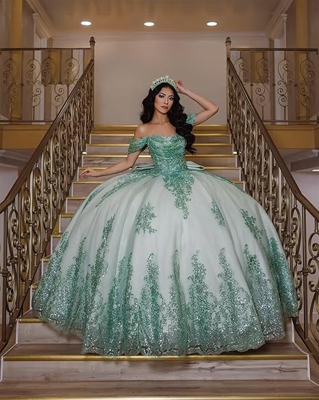 Sparkly Lace Applique Quinceanera Dresses with Bow Beaded Sweet 16 Dresses
