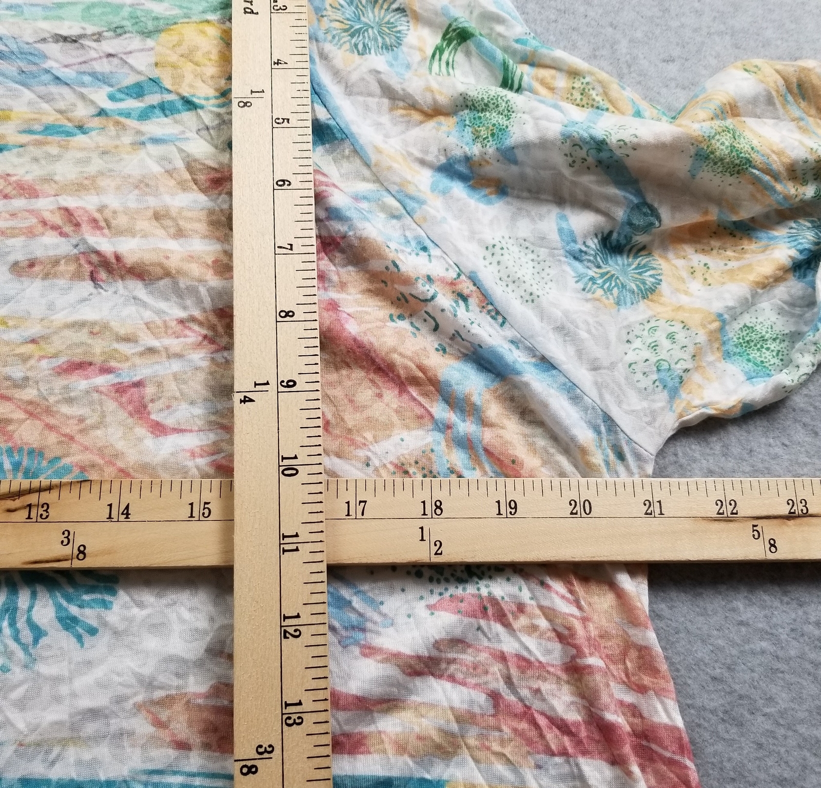 Via Ritina Top Womens Extra Large XL All Over Print ¾ Sleeve Stretch Burnout Tee