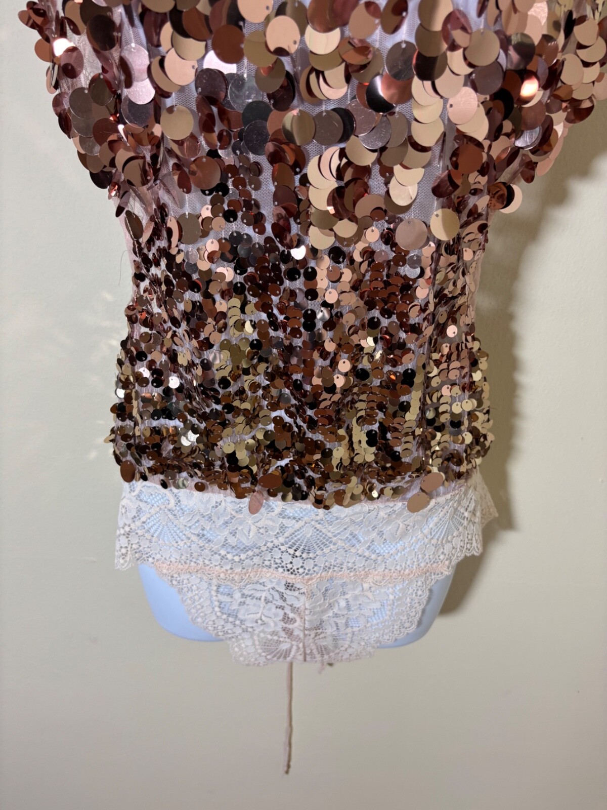 FREE PEOPLE Intimately GOLD Paillette SEQUIN Showgirl MAIN CHARACTER BODYSUIT XL