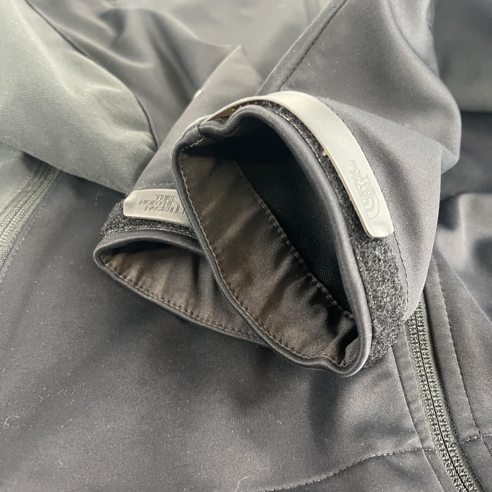 The North Face Jacket Womens Small Black Summit Series Windstopper Hooded