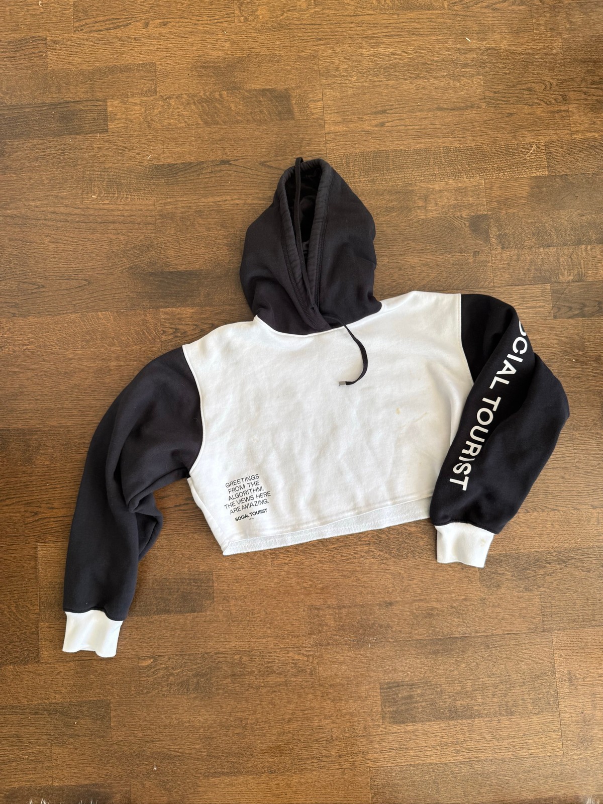 Social Tourist Hoodies & sweatshirt Teens Size M Multicolor