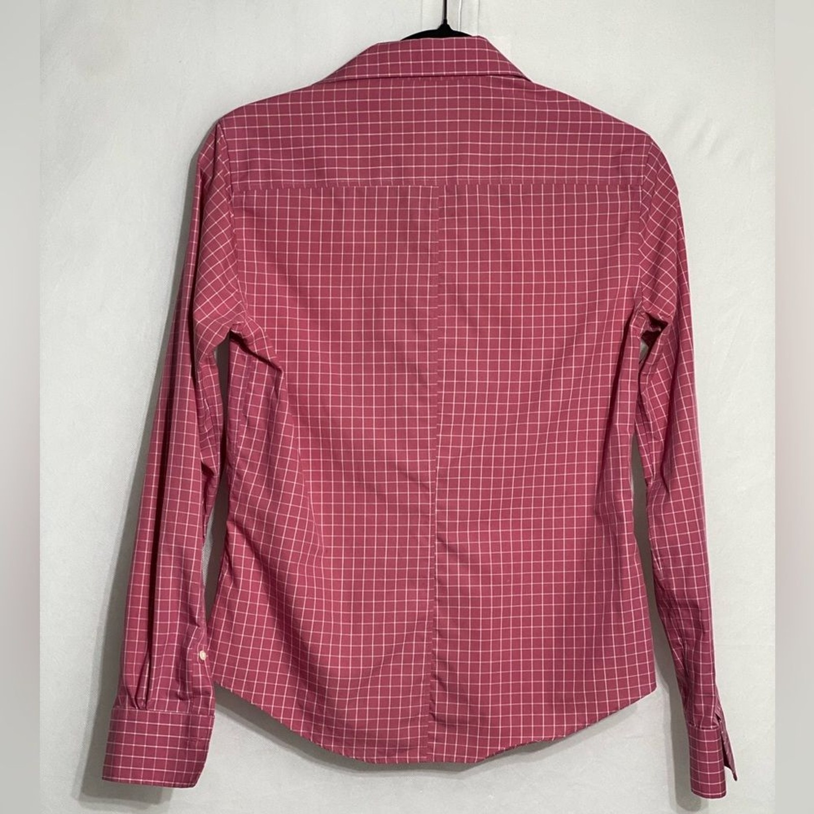 Brooks brothers size 6 pink button down stripe-down