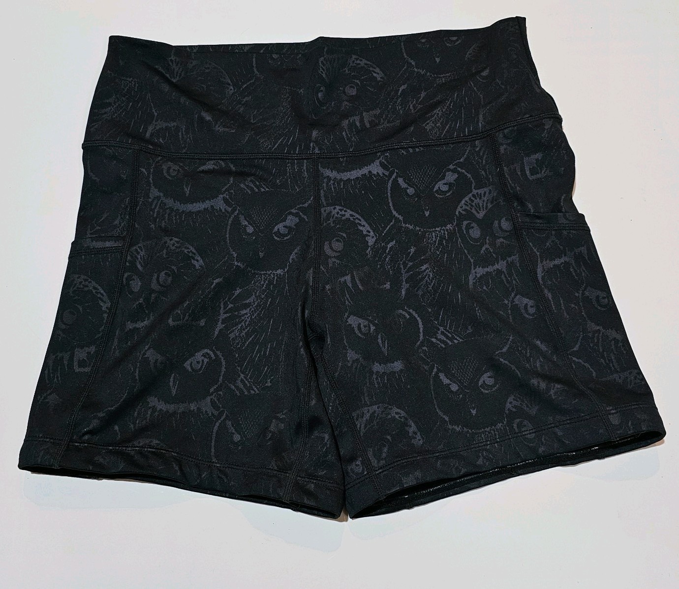 Constantly Varied Gear CVG Women’s L Owls 5” Graphic Gym Shorts