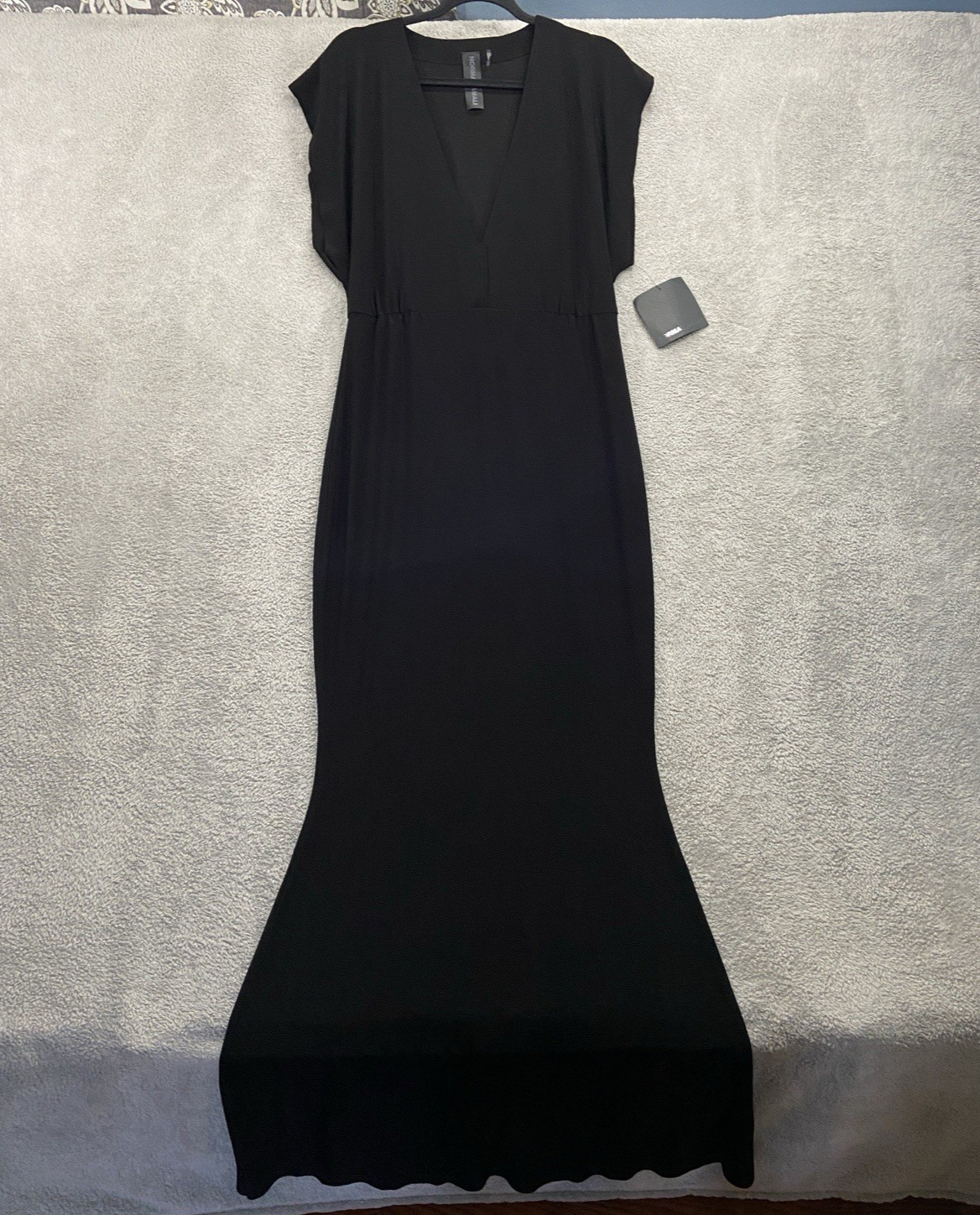 Norma Kamali Dress Women’s Large Black Seamless V Neck Rectangle Evening Formal