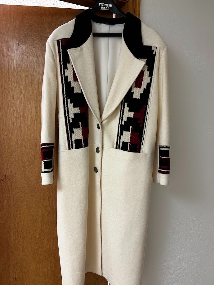 Pioneer Wear White Full Length Wool Coat With Chimayo Style Insets NEVER WORN