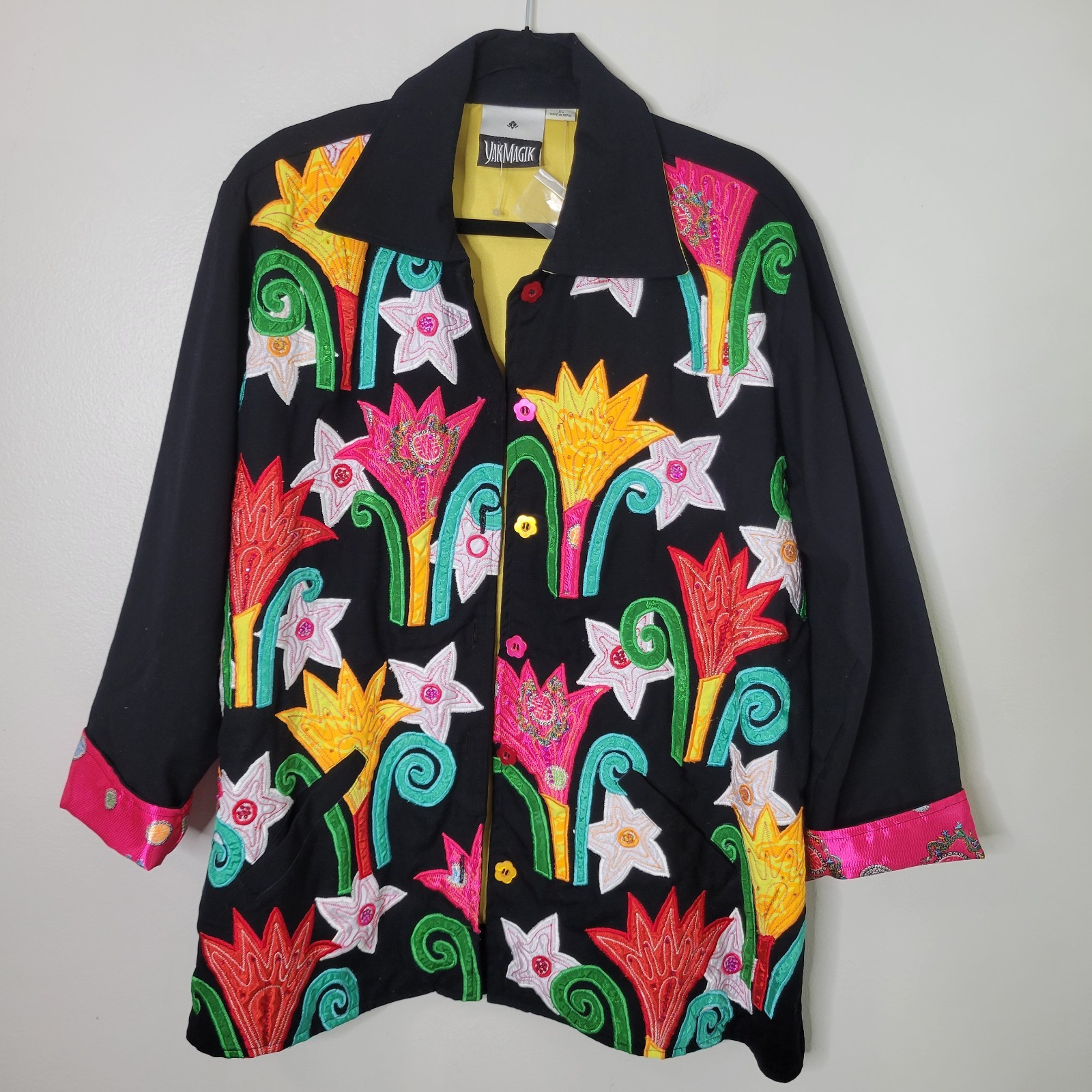 Yak Magik XL Black With Embroidered & Beaded Flower 2-Pocket Button Up Blazer
