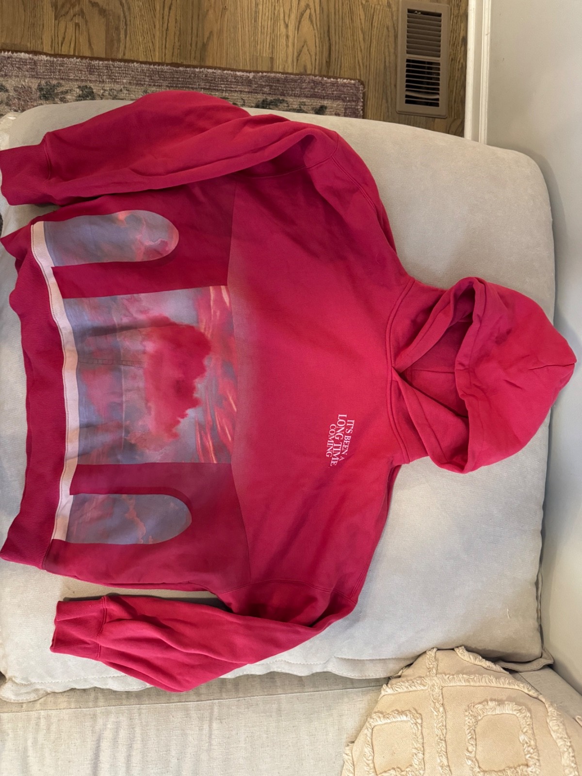 Taylor Swift it’s been a long time coming hoodie size XLA