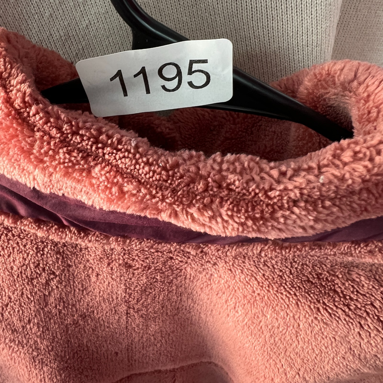 L.L.Bean Women’s MEDIUM Hi-Pile Soft Fleece Jacket Full Zip Pockets Coral