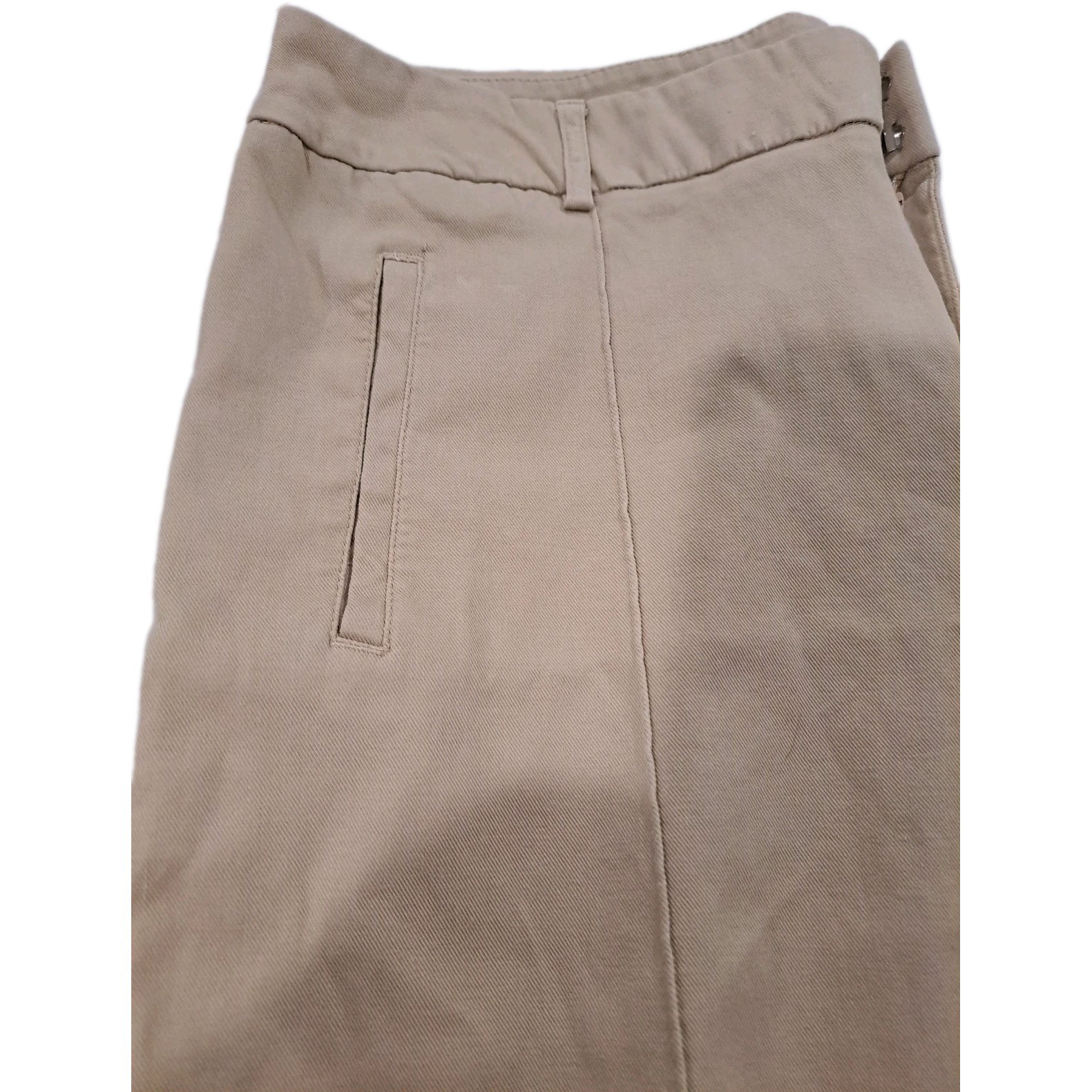 Time And Tru Tan Capris 18 Front Leg Stretch Zip Hook Classic