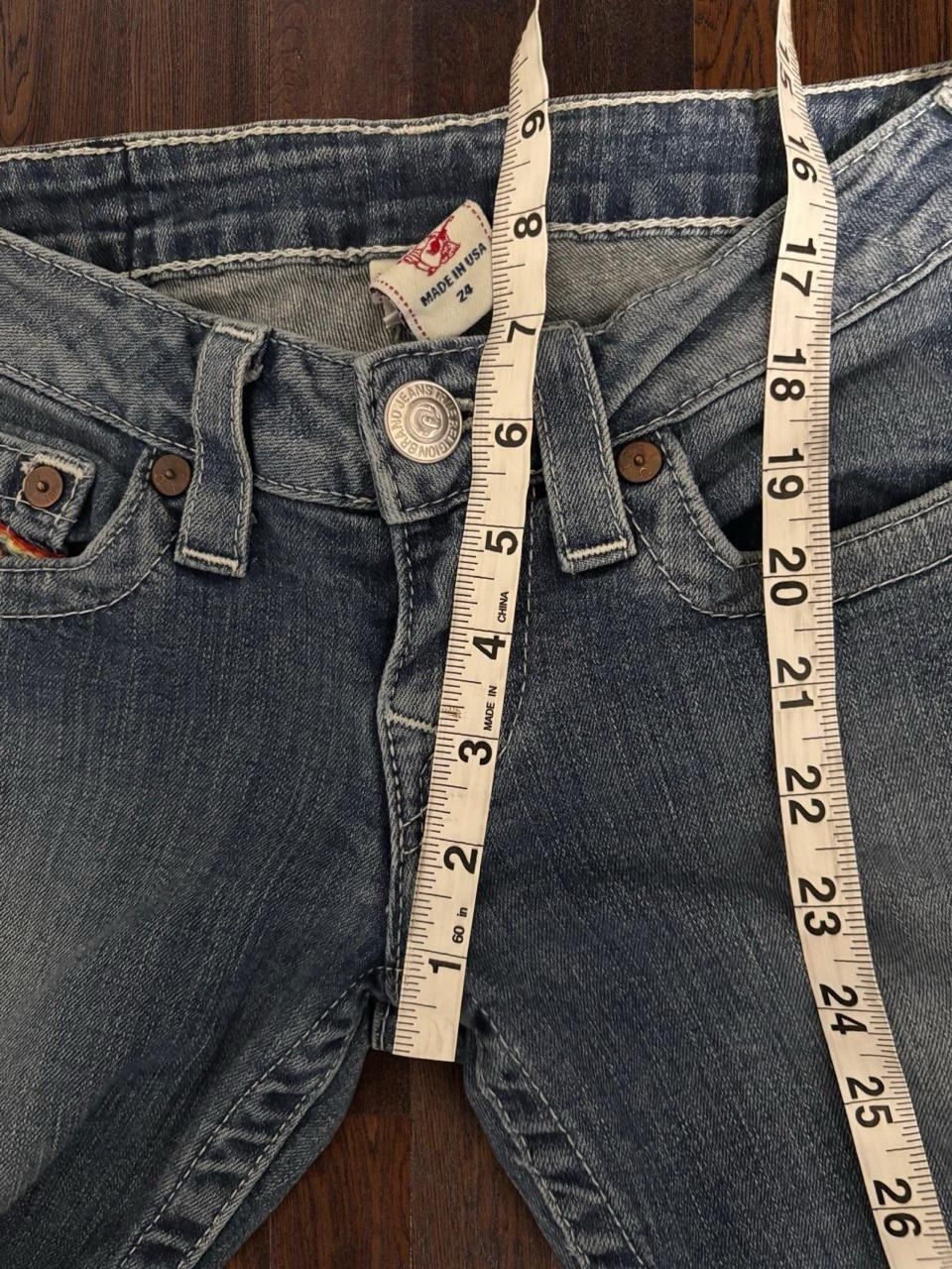 True Religion Low Rise Flared Women’s Y2K Jeans Size 24
