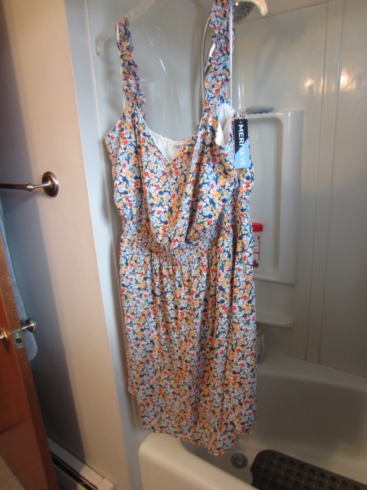 NWT women’s sleeveless lined dress Meri Skye Size 4X floral multi-colors