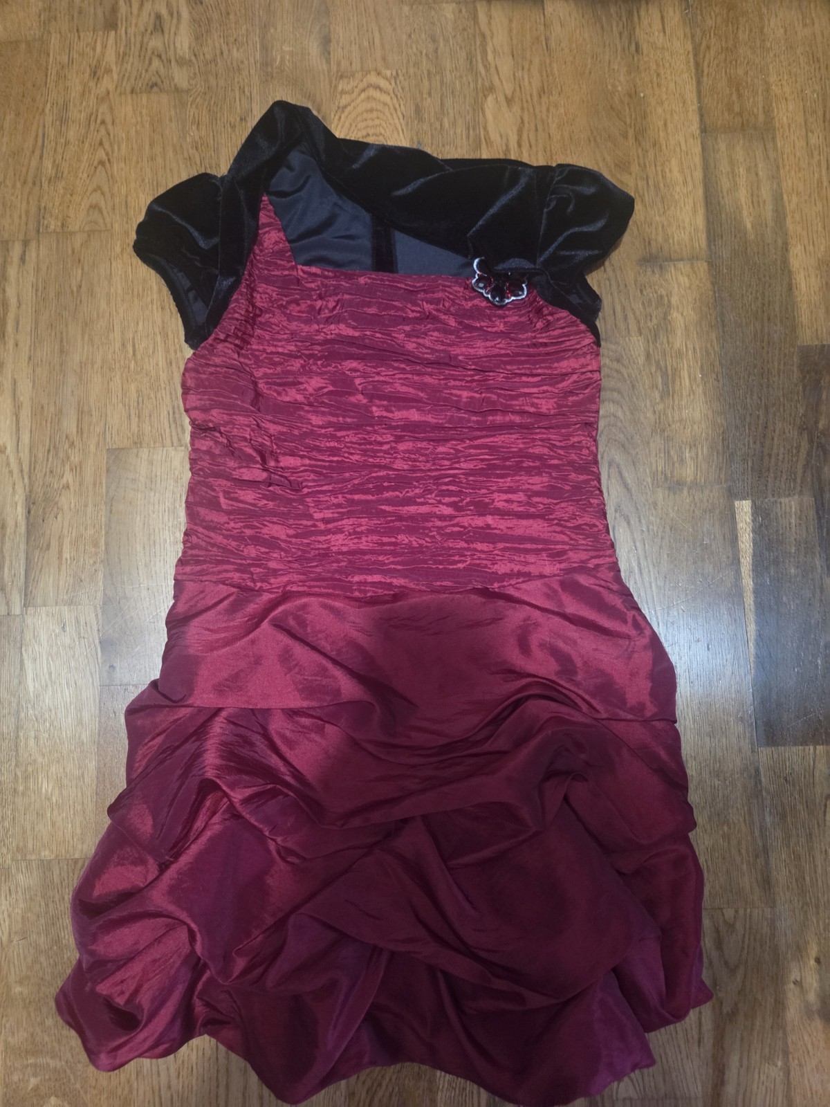Burgundy Black Mini Dress Solid Ruffle Cap Sleeve Zip Back Teens Size 12