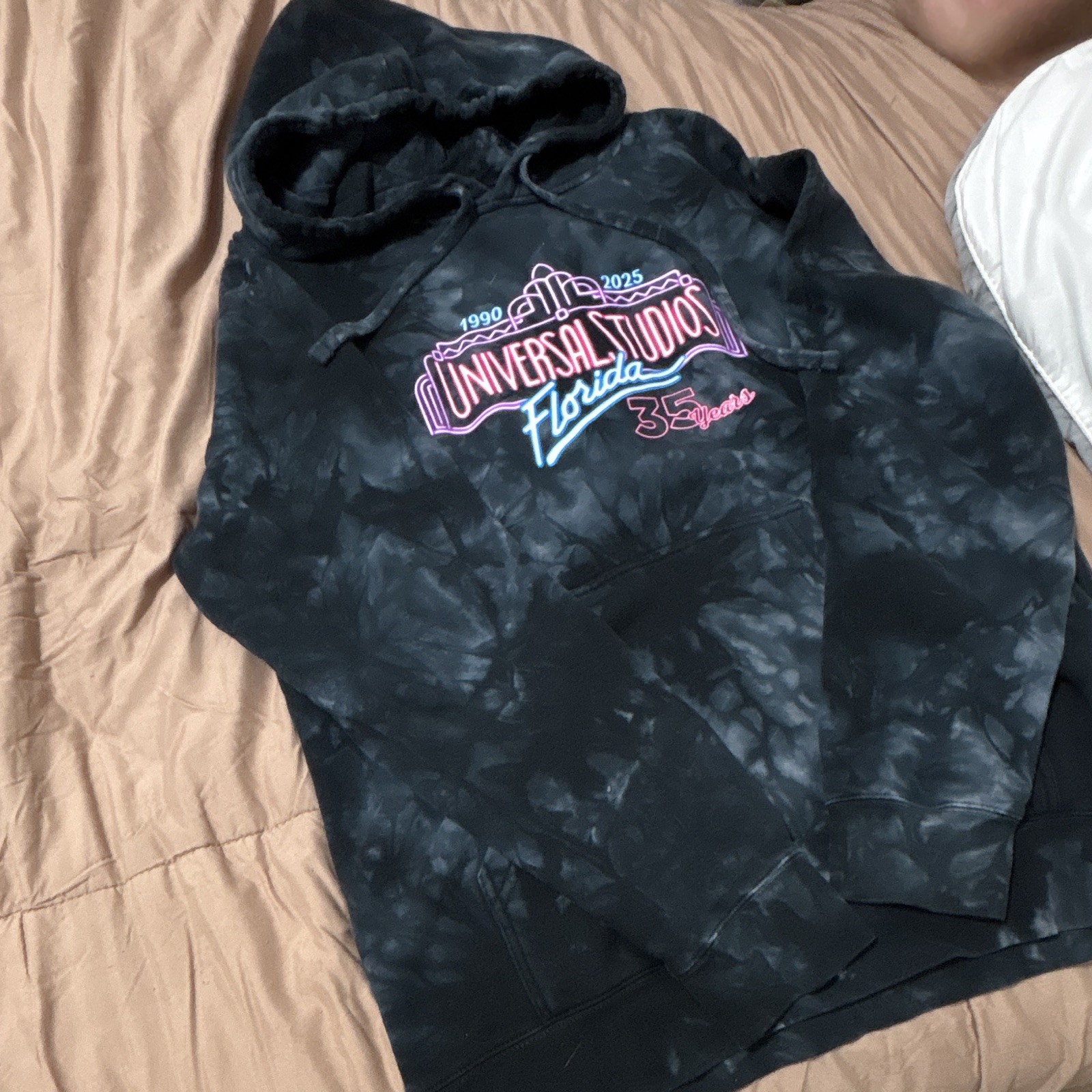 Universal Studios Florida 35 Years Tie-Dye Pullover Hoodie Women’s L