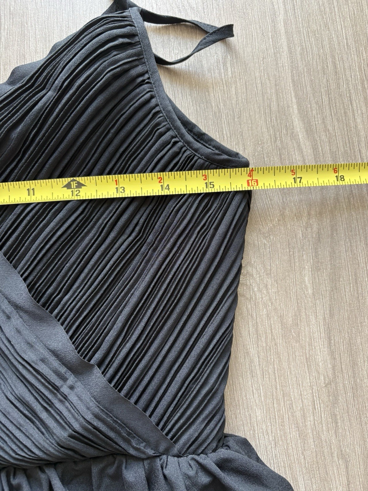 Banana Republic pleated black midi Dress Size 6