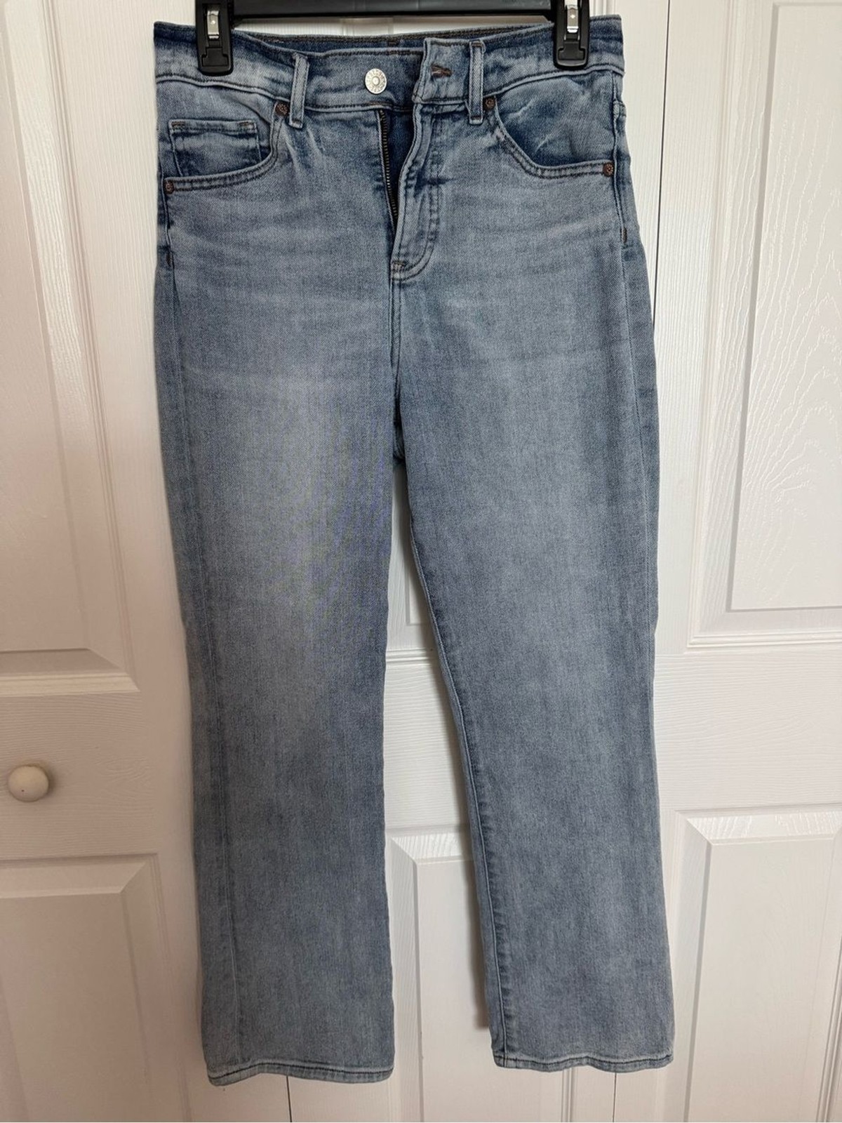 Express HIGH WAISTED LIGHT WASH 90S BOOTCUT JEANS