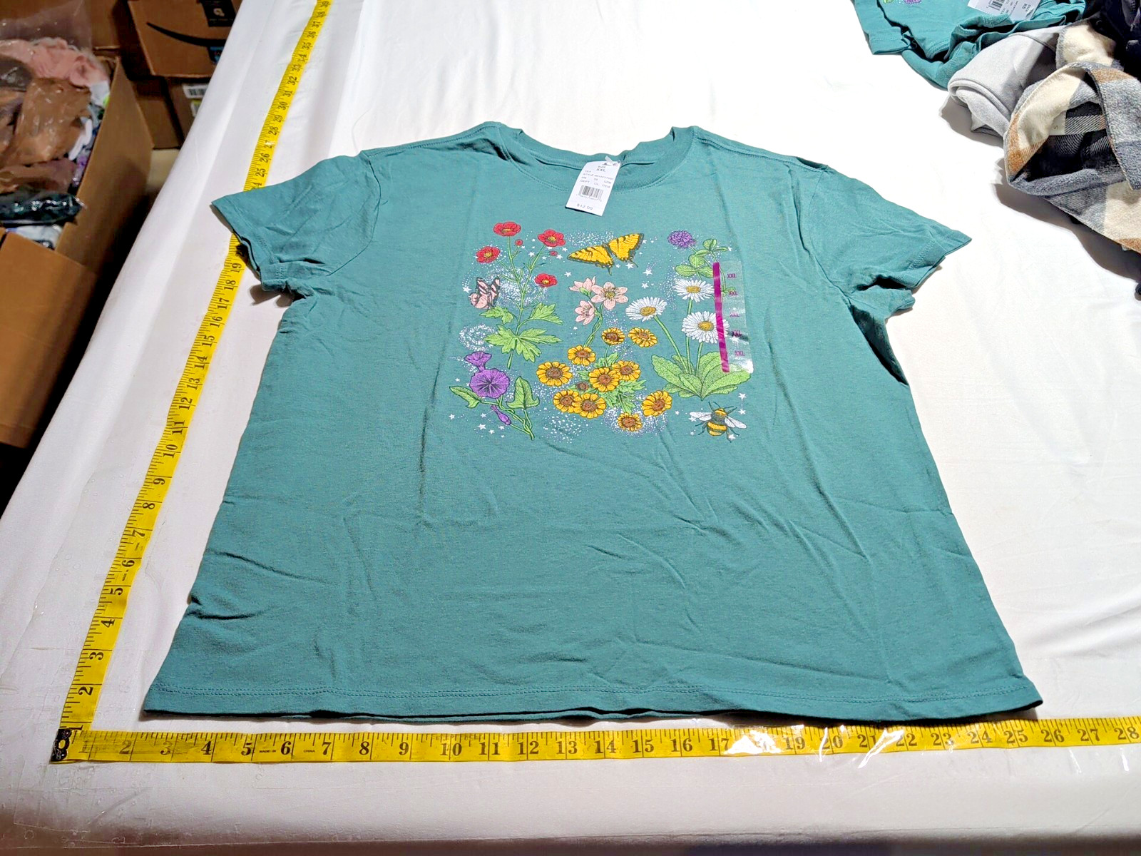 Doe Women’s Size Green Floral T Shirt Bees Butterflies Garden Free Shipping!