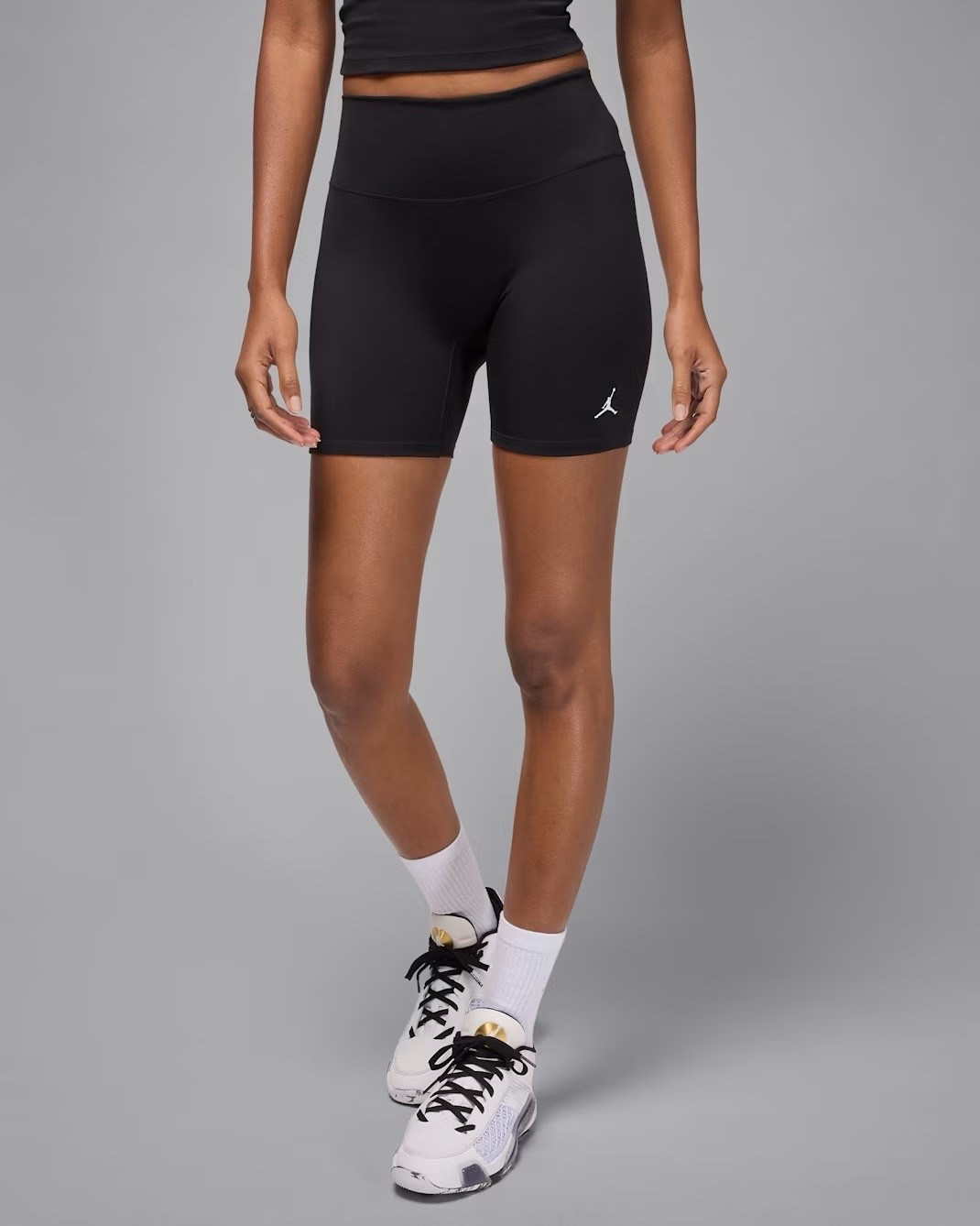 NWT Women’s Jordan Sport Dri-FIT High-Waisted 6″ Shorts S,M MSRP $50
