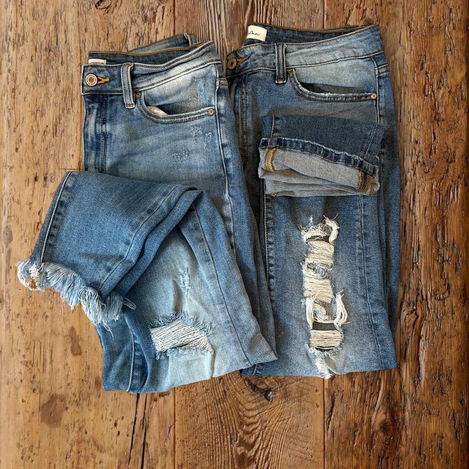 Distressed kan can high waisted jeans