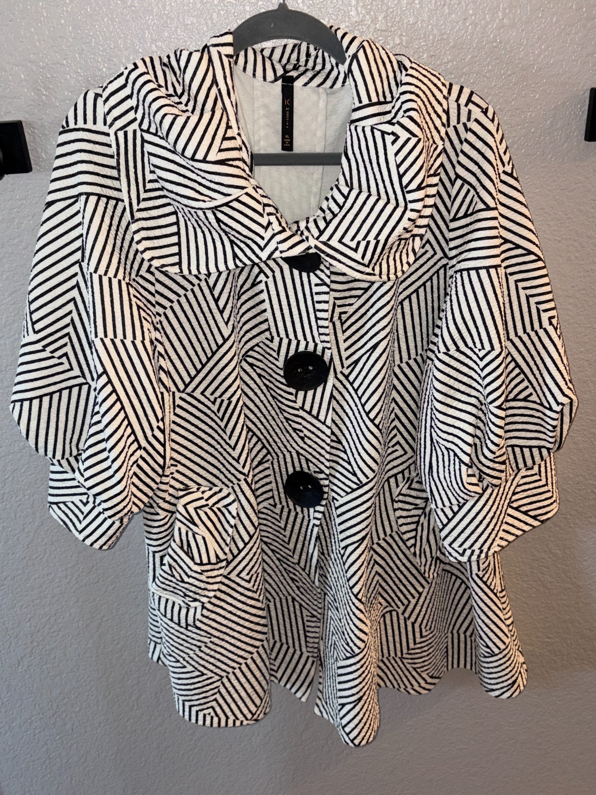 IC by Connie K XL Textured Black White Geometric Jacket Artsy Lagenlook USA