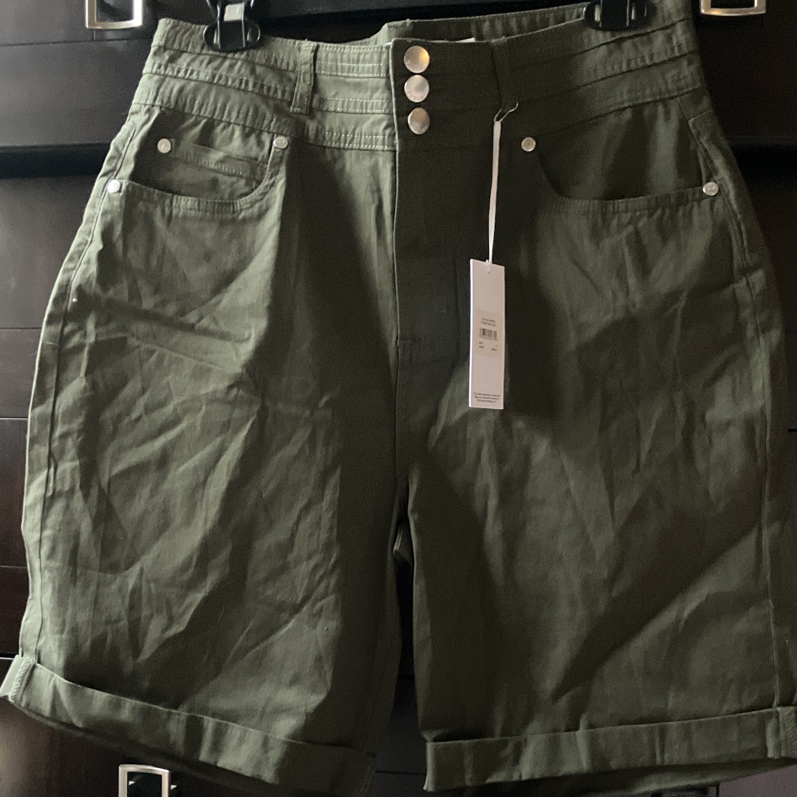 Tahari Green Solid Bermuda Shorts Womens 8/29 Cotton Twill 5-Pocket Mid Rise