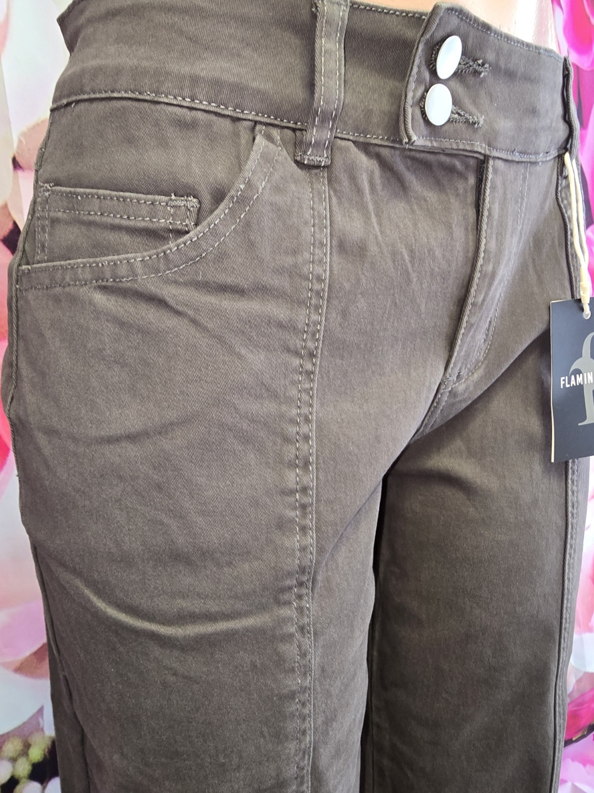 NWT Flamingals Women’s #76003 Gray Jeans Size XLarge 32 Inseam