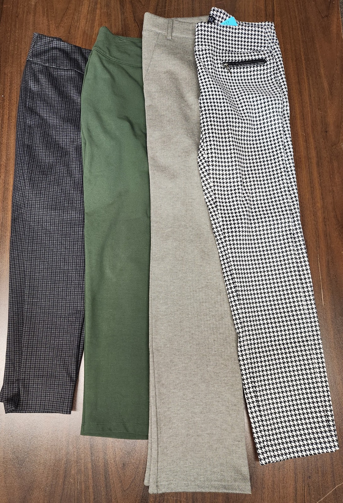 Women’s Pants 4 Pack Dress Pants Size 14 Reseller Lot Bulk Inventory Thrift