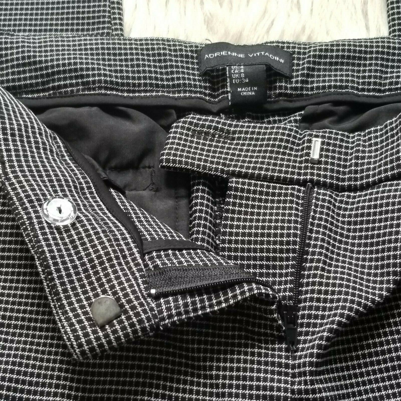 ADRIENNE VITTADINI plaid dress pants with side and back pockets – Size 4