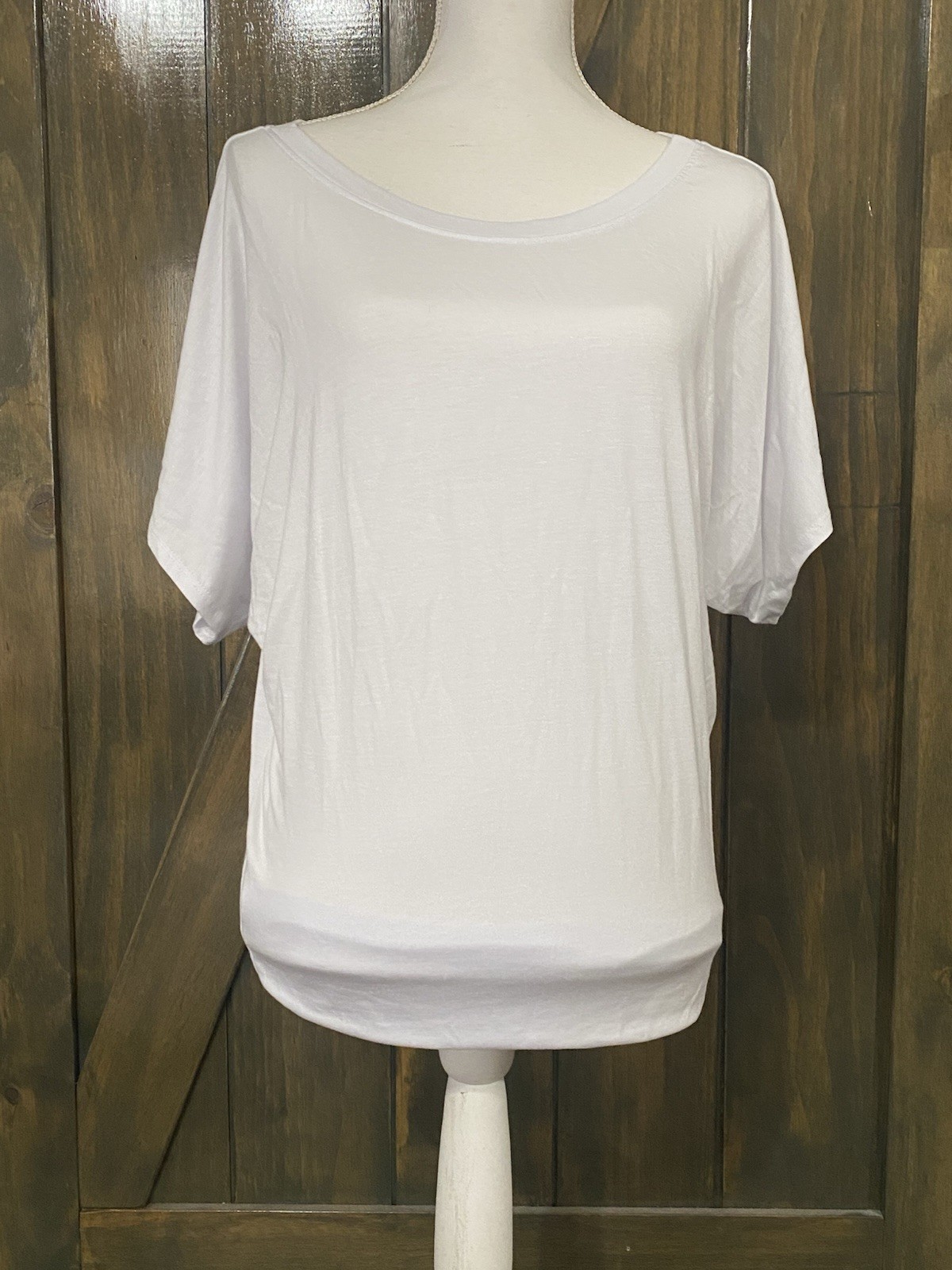 White Tshirt Size M Free To Live Short Sleeve New With Tags 95% Rayon 5% Spandex