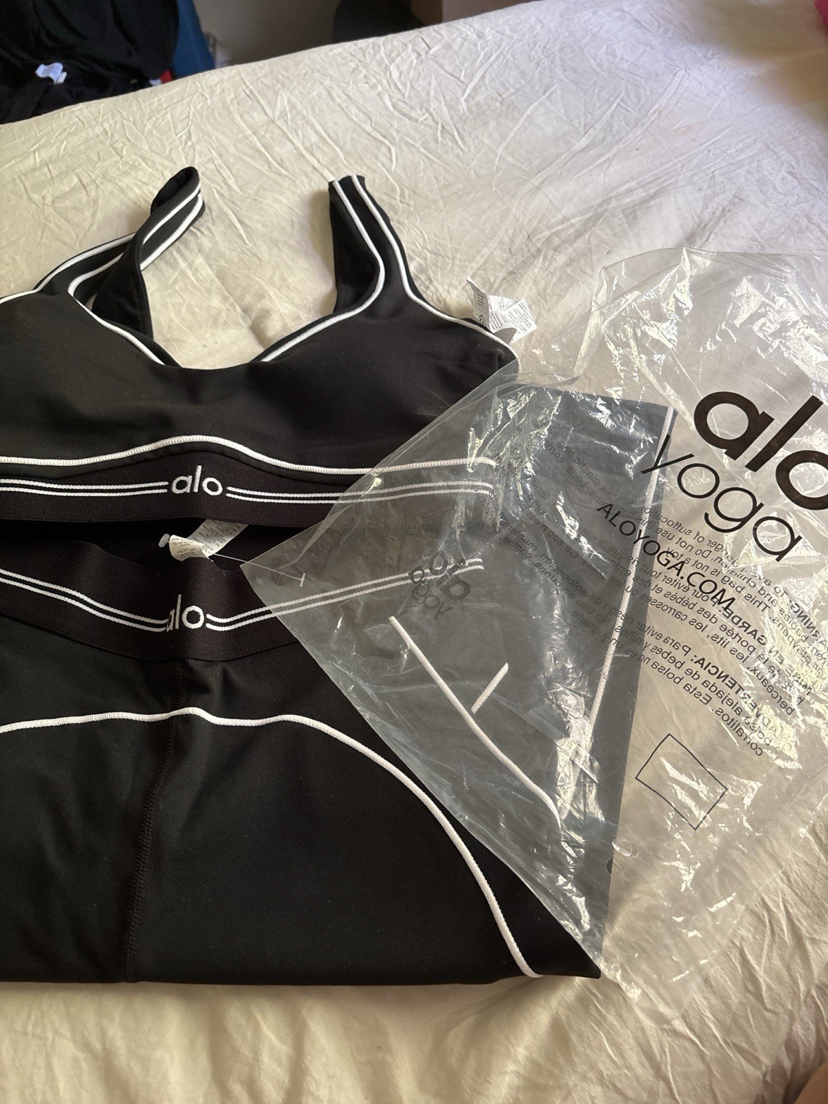 Alo Yoga Black/White 2pc Sports Bra & Leggings Set S 28″ Inseam Stretch