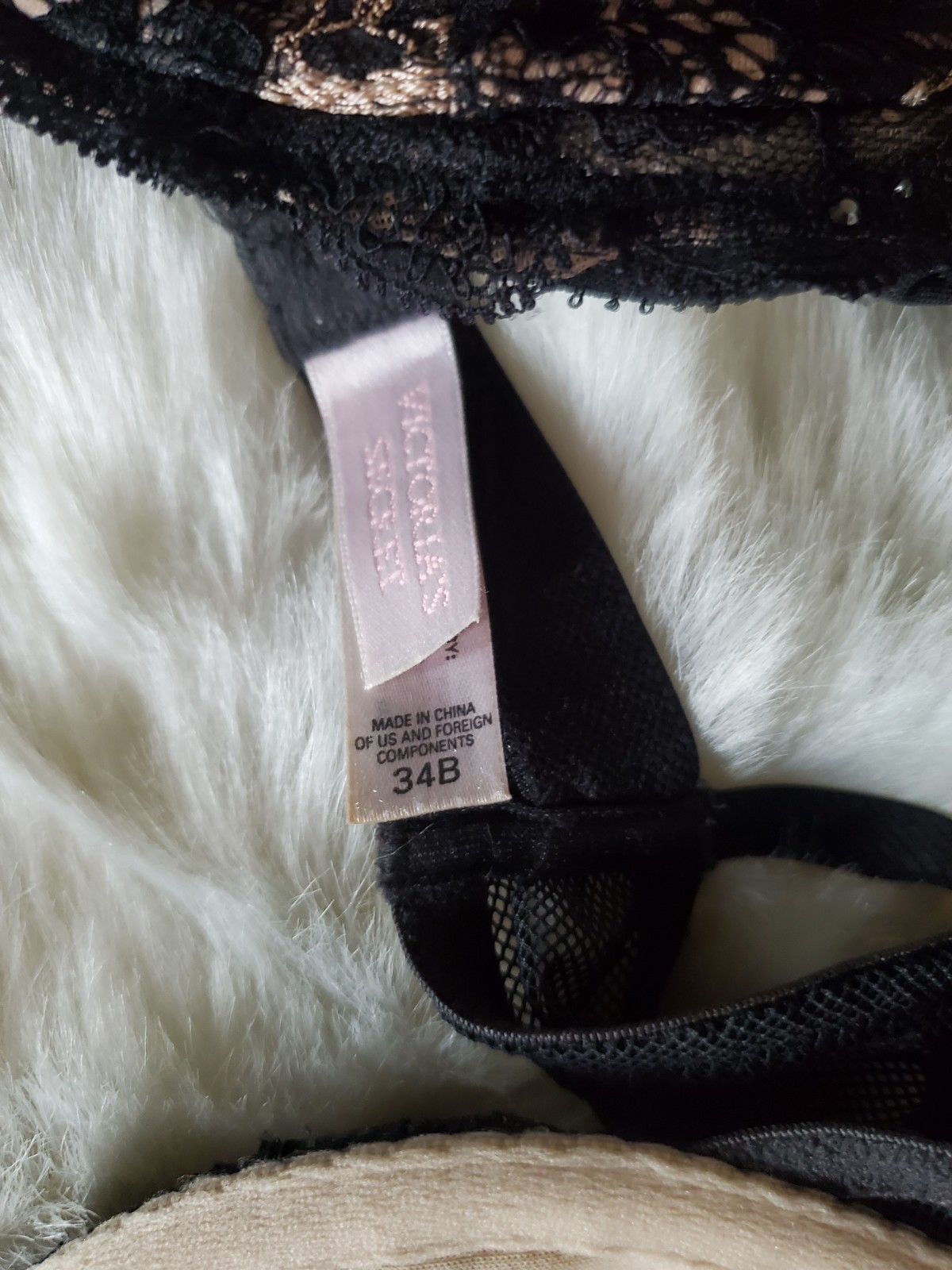 Victoria’s Secret Seduction Black Nude Lace Lingerie Set Garter 2 Bras 34B L