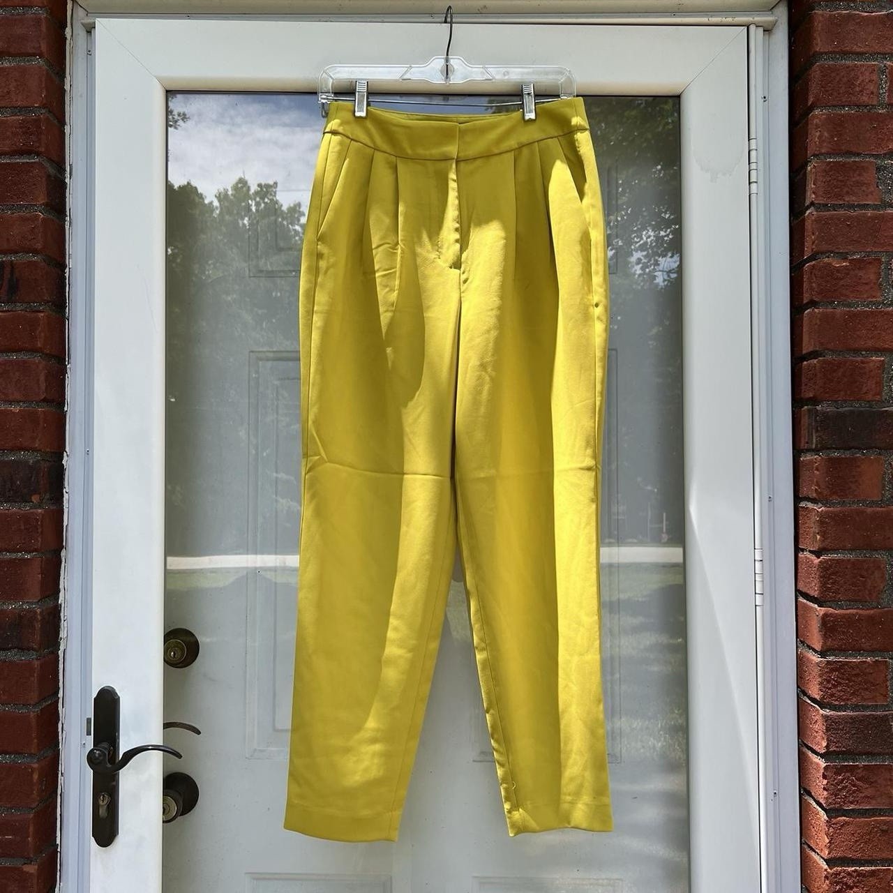 NWT express yellow green chartreuse dress pants slacks business casual size 4