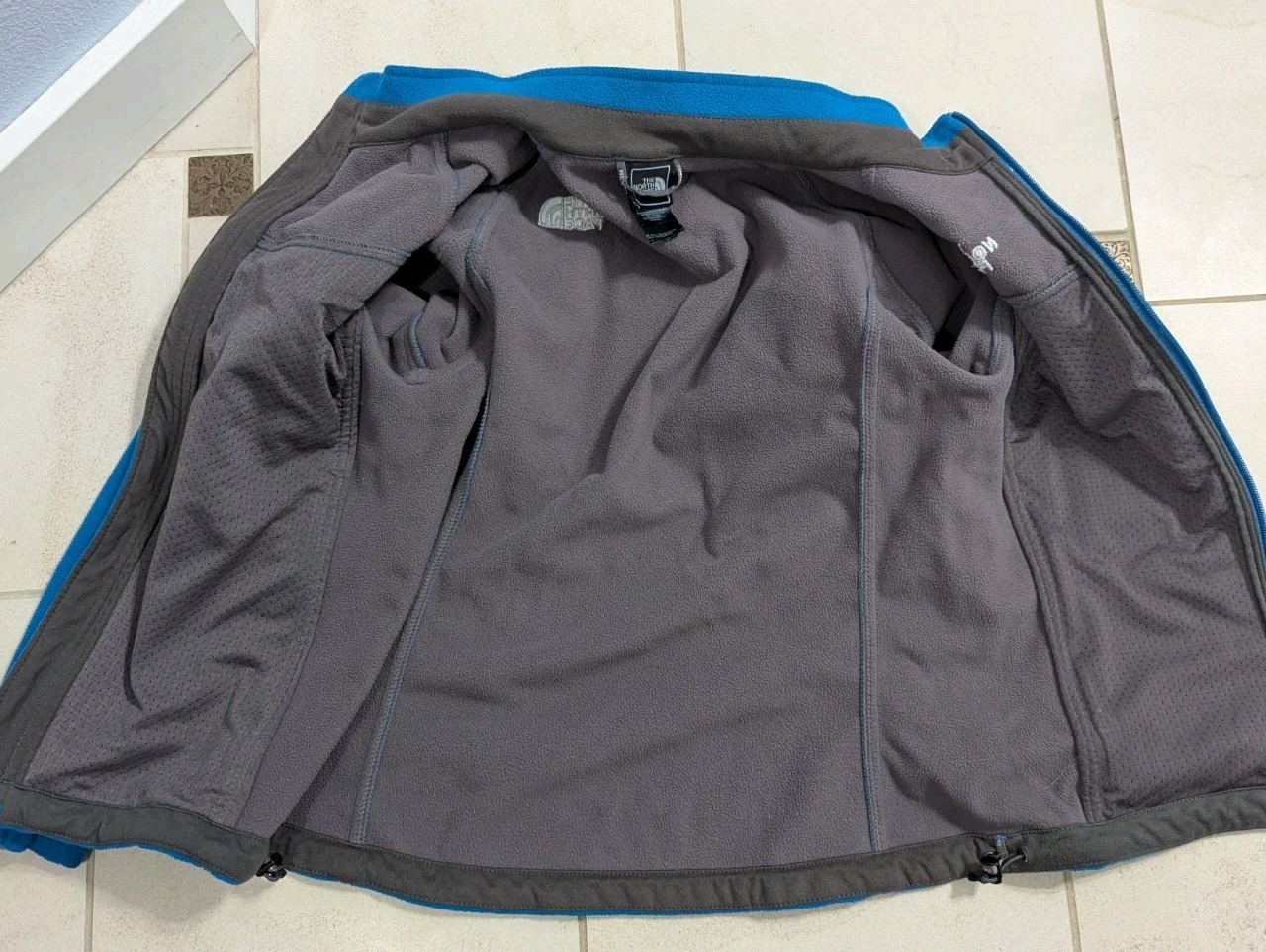 The North Face Women’s Small Fleece Jacket, Zip Front