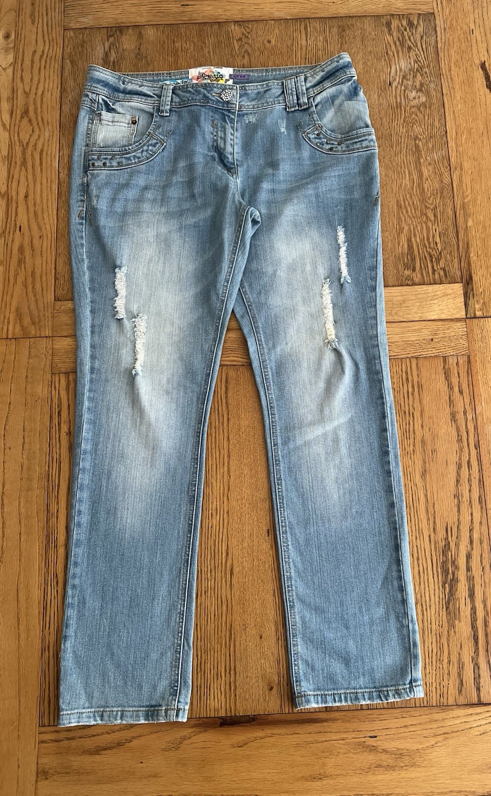 Cherokee Women’s Straight Leg Distressed Jeans Size 16 Inside Leg 31 Inches