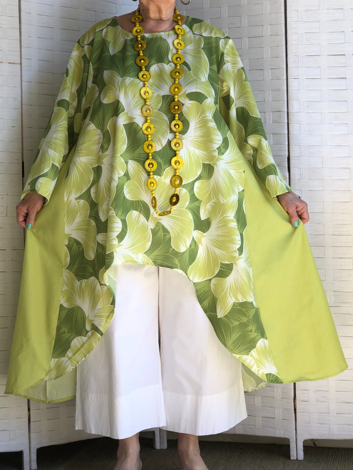 LAGENLOOK ARTSY BOHO ASYMMETRIC LIME GREEN FLORAL TUNIC WITH NECKLACE FREE SIZE