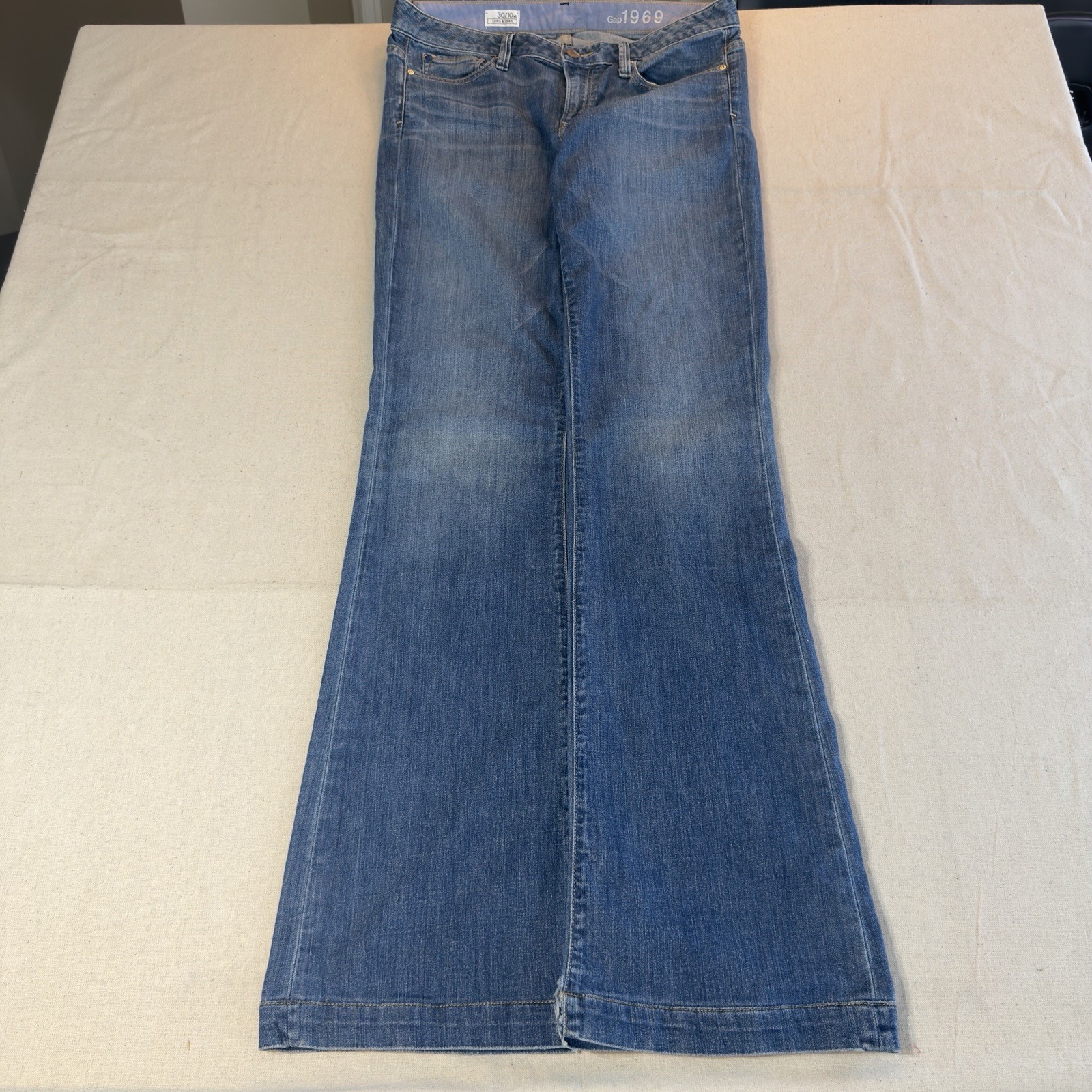 Gap Bootcut Mid Rise Medium Wash Blue Denim Jeans Women 30/10XL Pockets