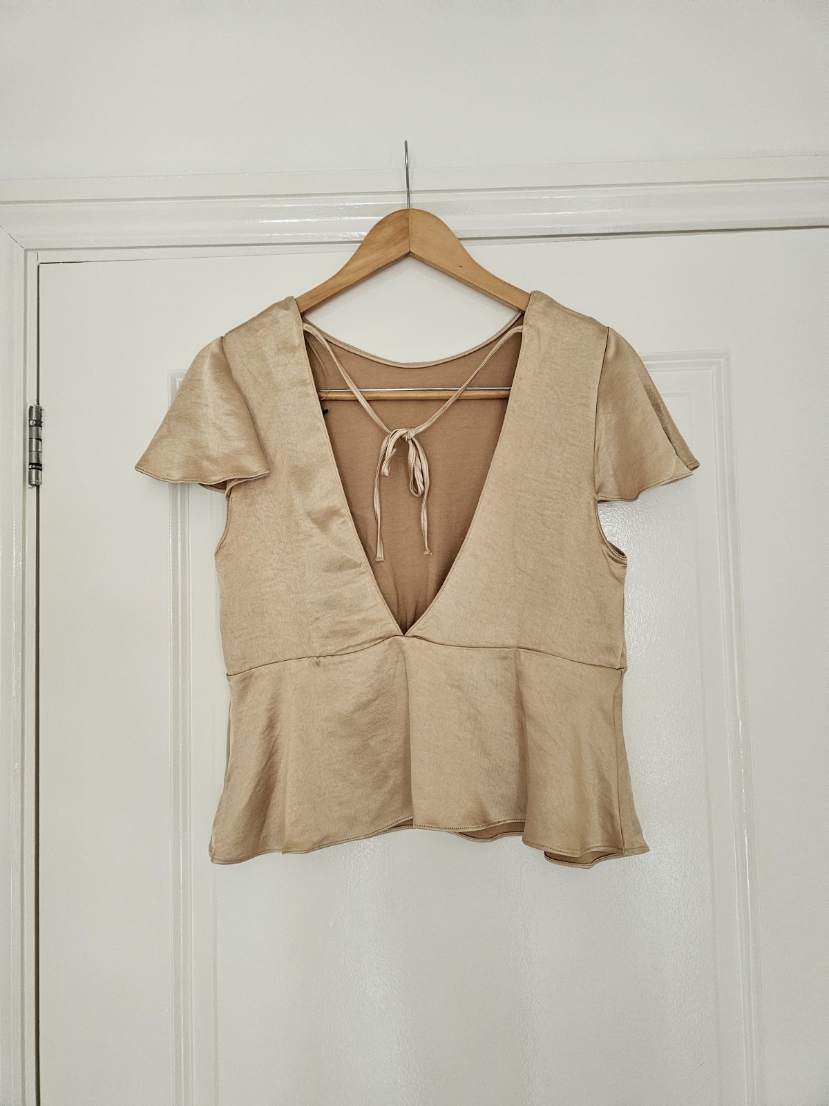 River island,woman’s gold satin back tie party summer,holiday top Size 10.