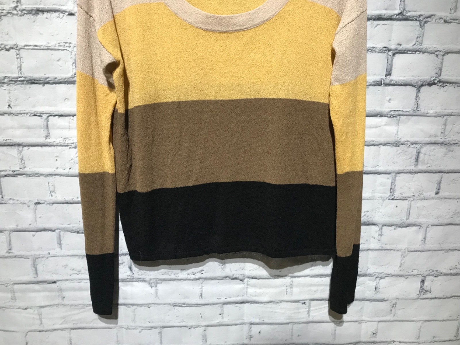 Kensie, M, Yellow/Brown/Black Striped Long Sleeve Thin Knit Pullover Knit Top