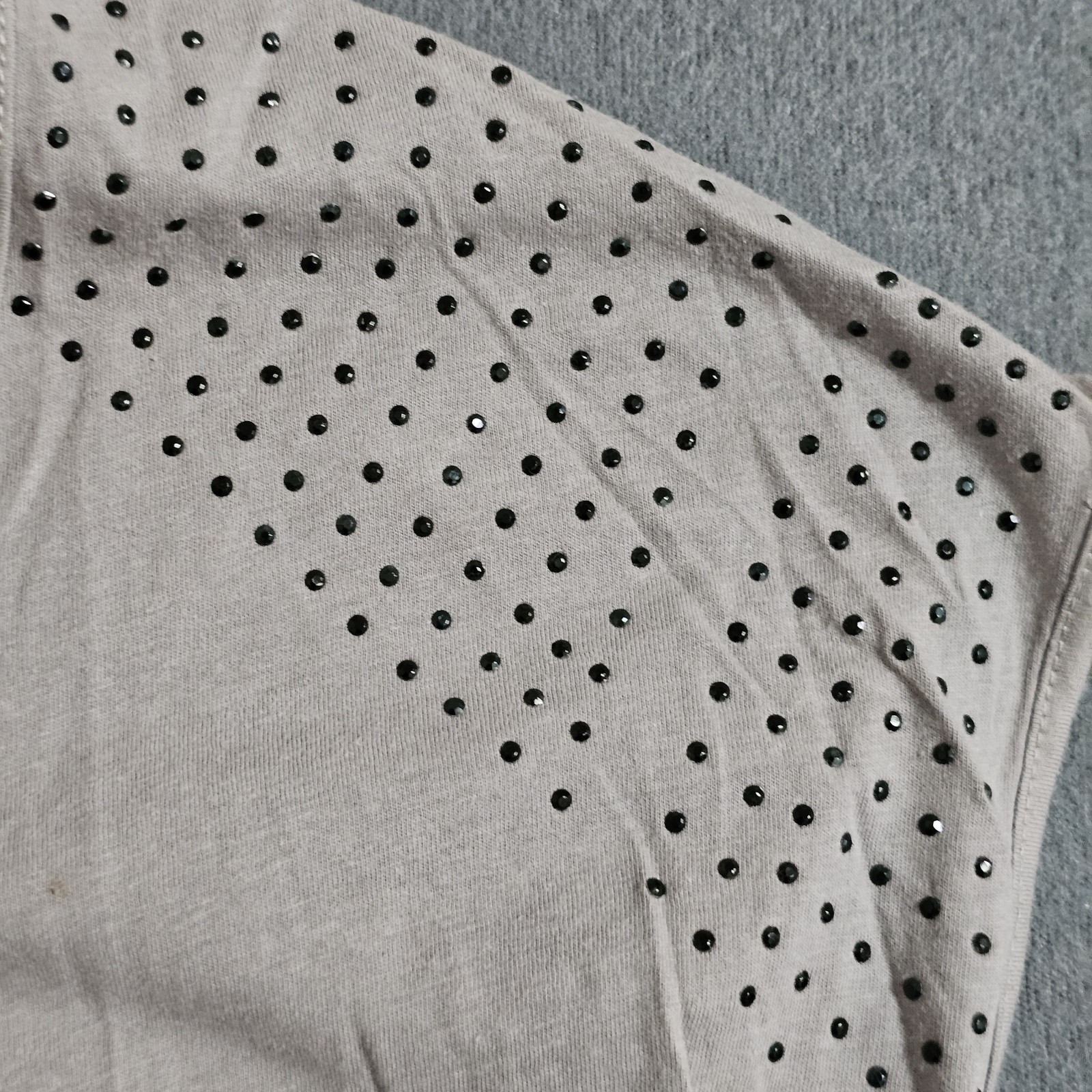 Nwot District Made Small Gray Rinestone Hearts Womens shirt