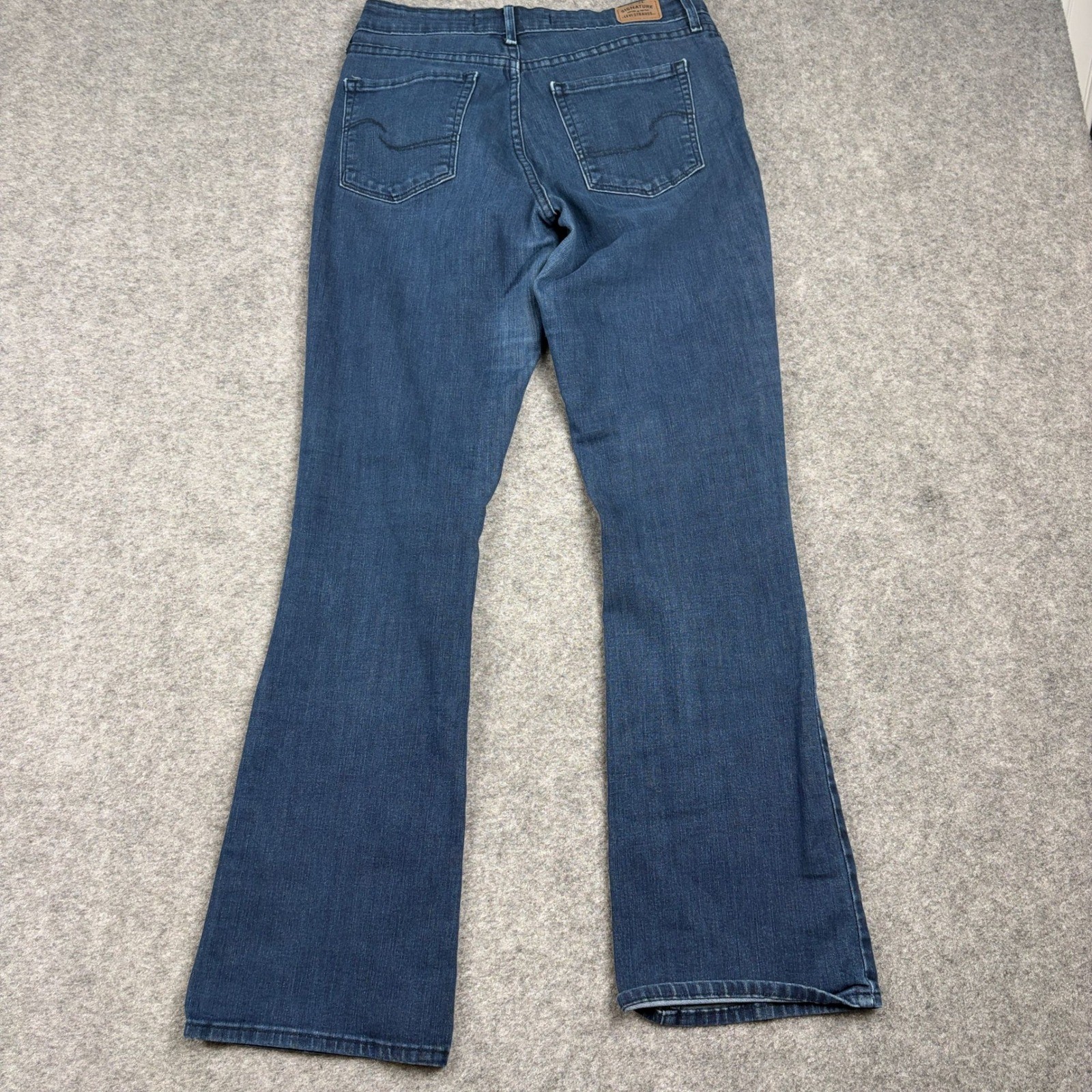 Signature by Levis Mid Rise Bootcut Jeans Womens 8M 29×32 Blue Dark Wash Denim