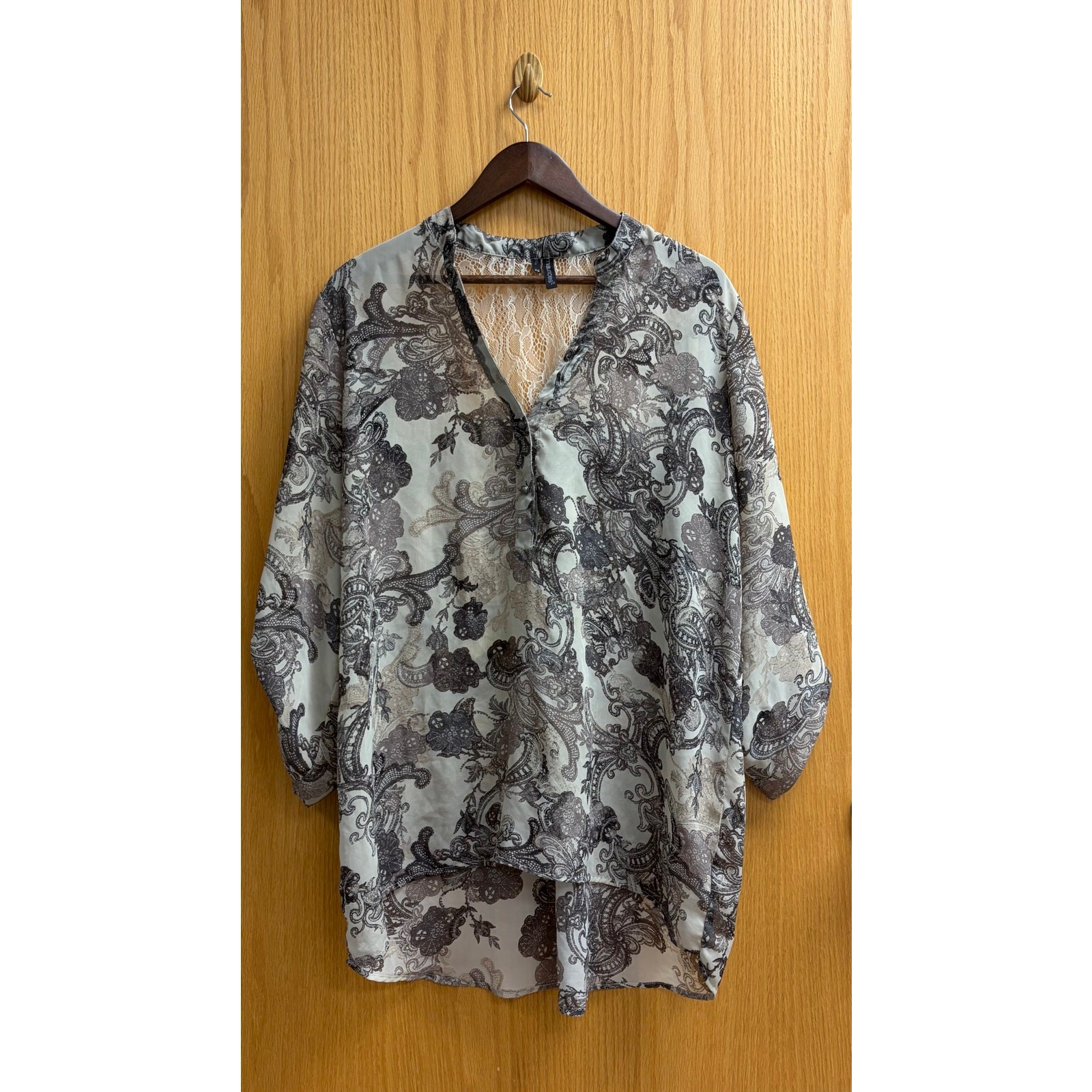 Maurice’s Paisley Feminine Boho Chic Peasant Blouse Semi Sheer Lace Plus Size 2