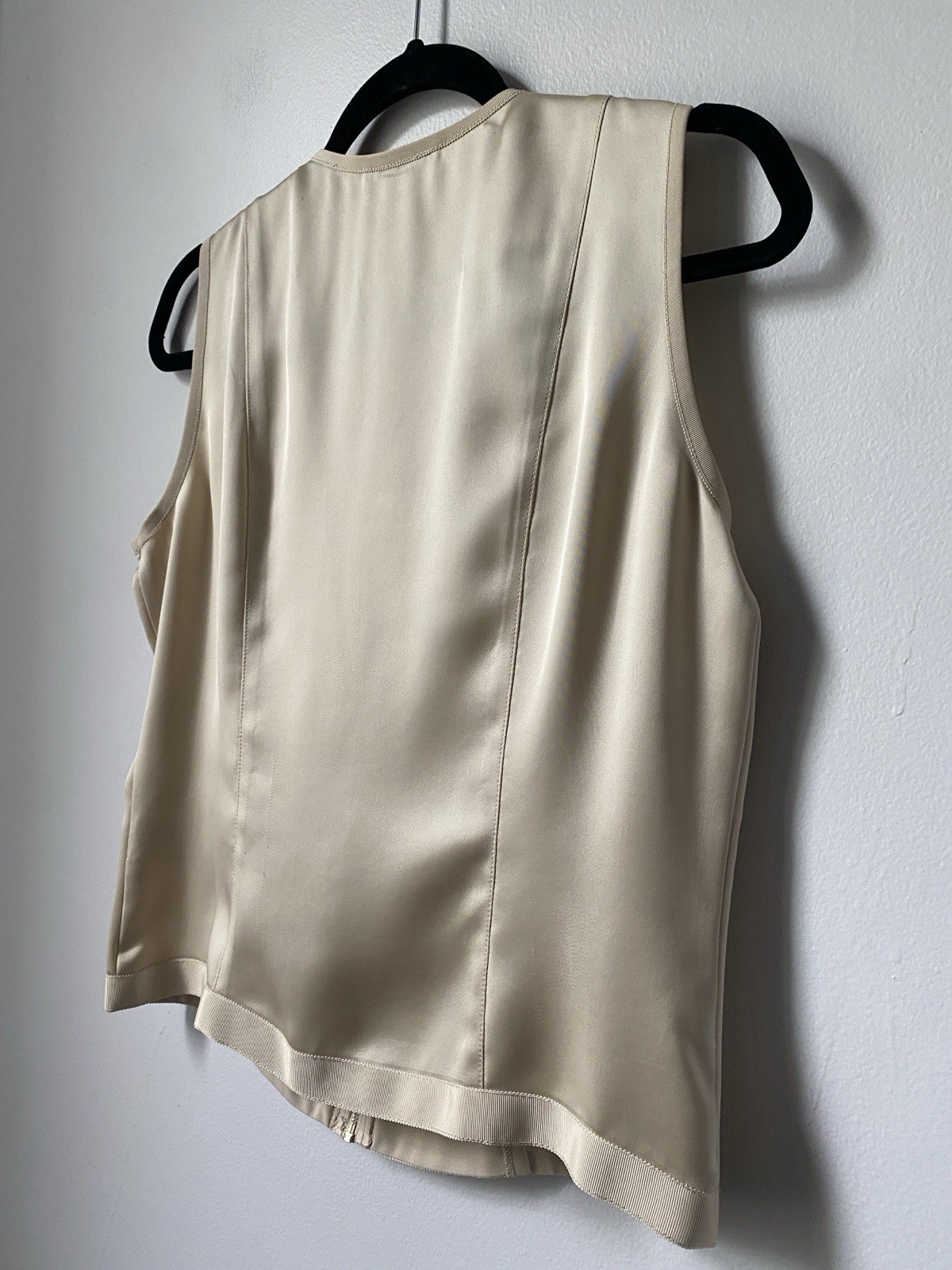 Calvin Klein 2005 Women’s Cream Satin Zip-Front Sleeveless Vest Size 8