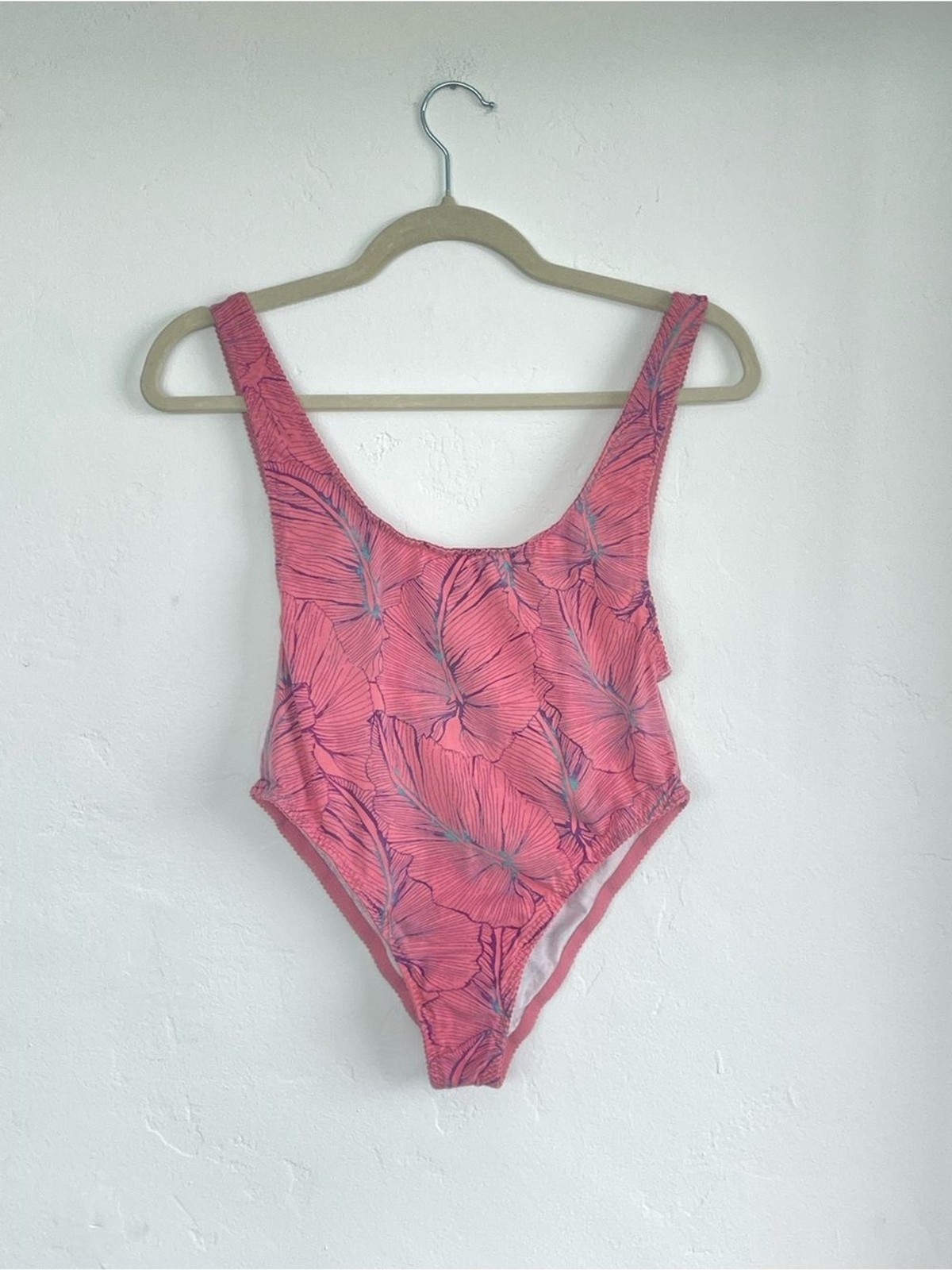 Floral Scoop-Neck Pink Bodysuit